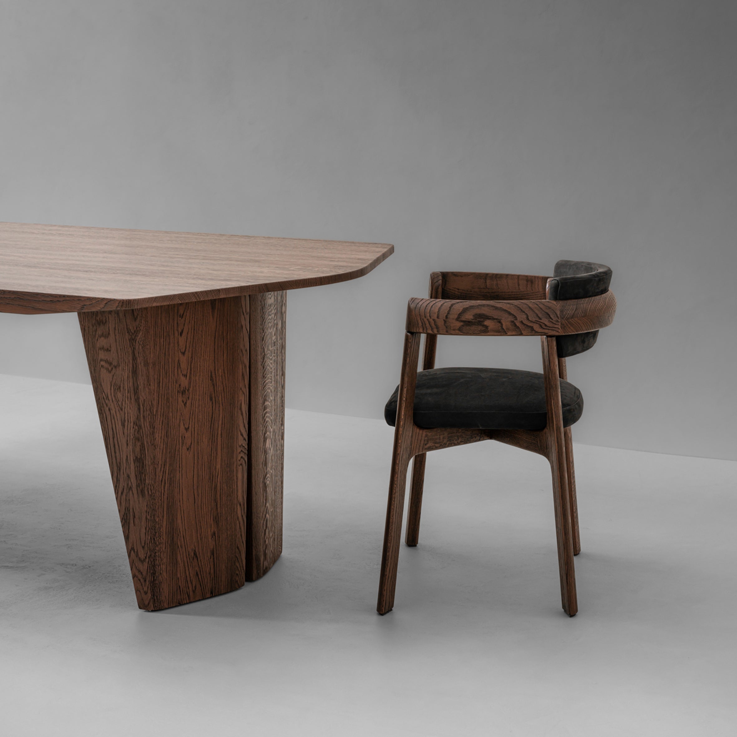 Romy Dining Table
