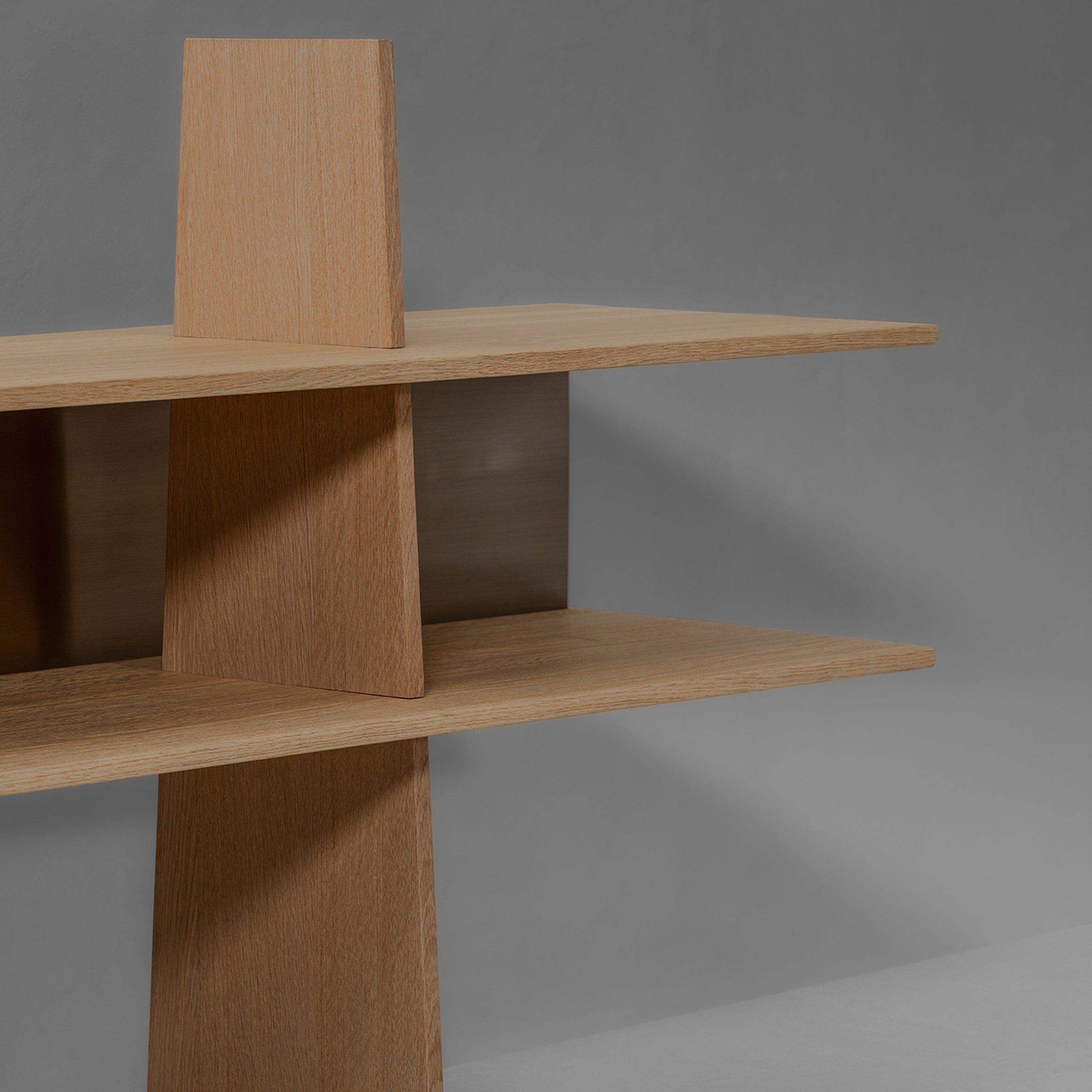 T-Elements Bookcase