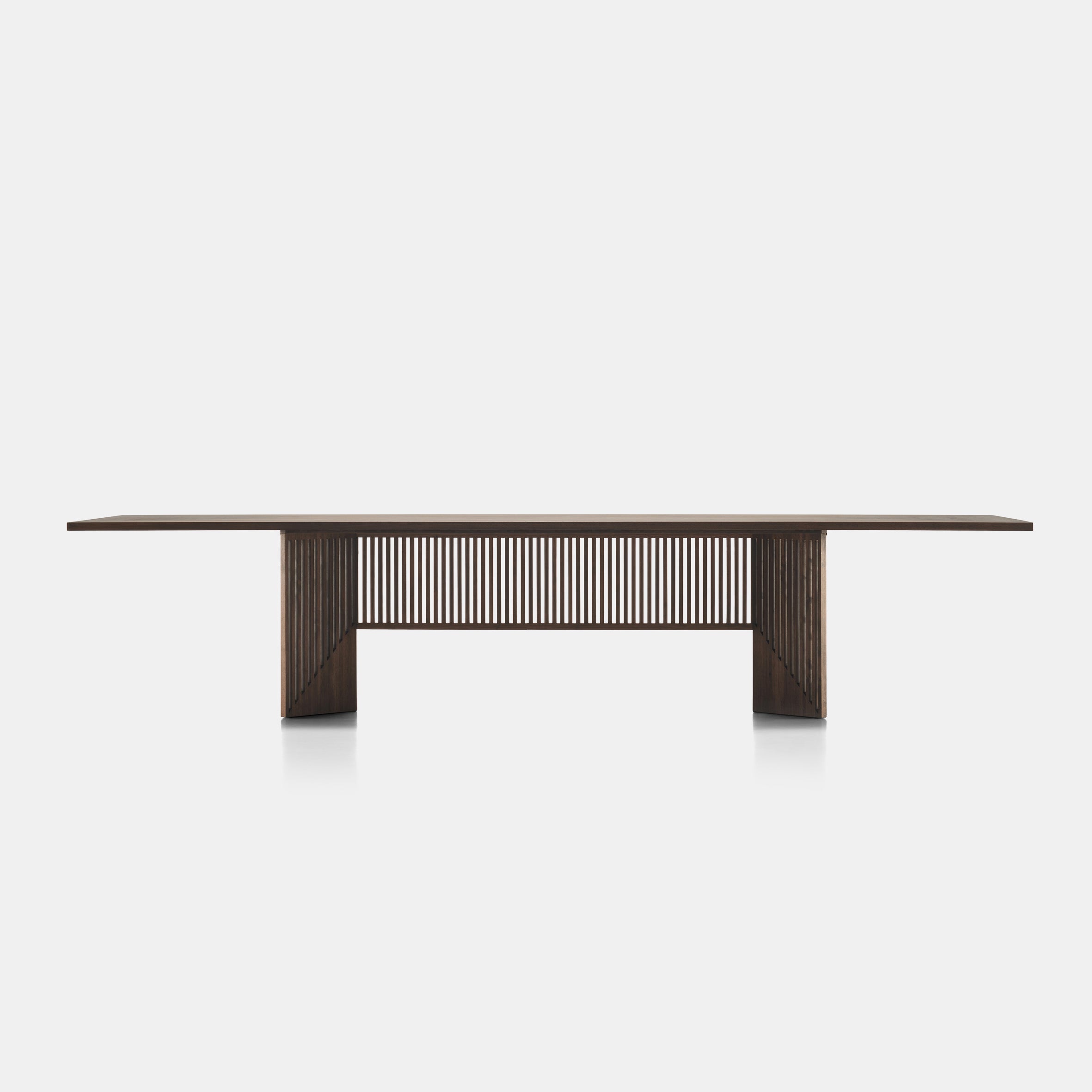 Maestro Dining Table