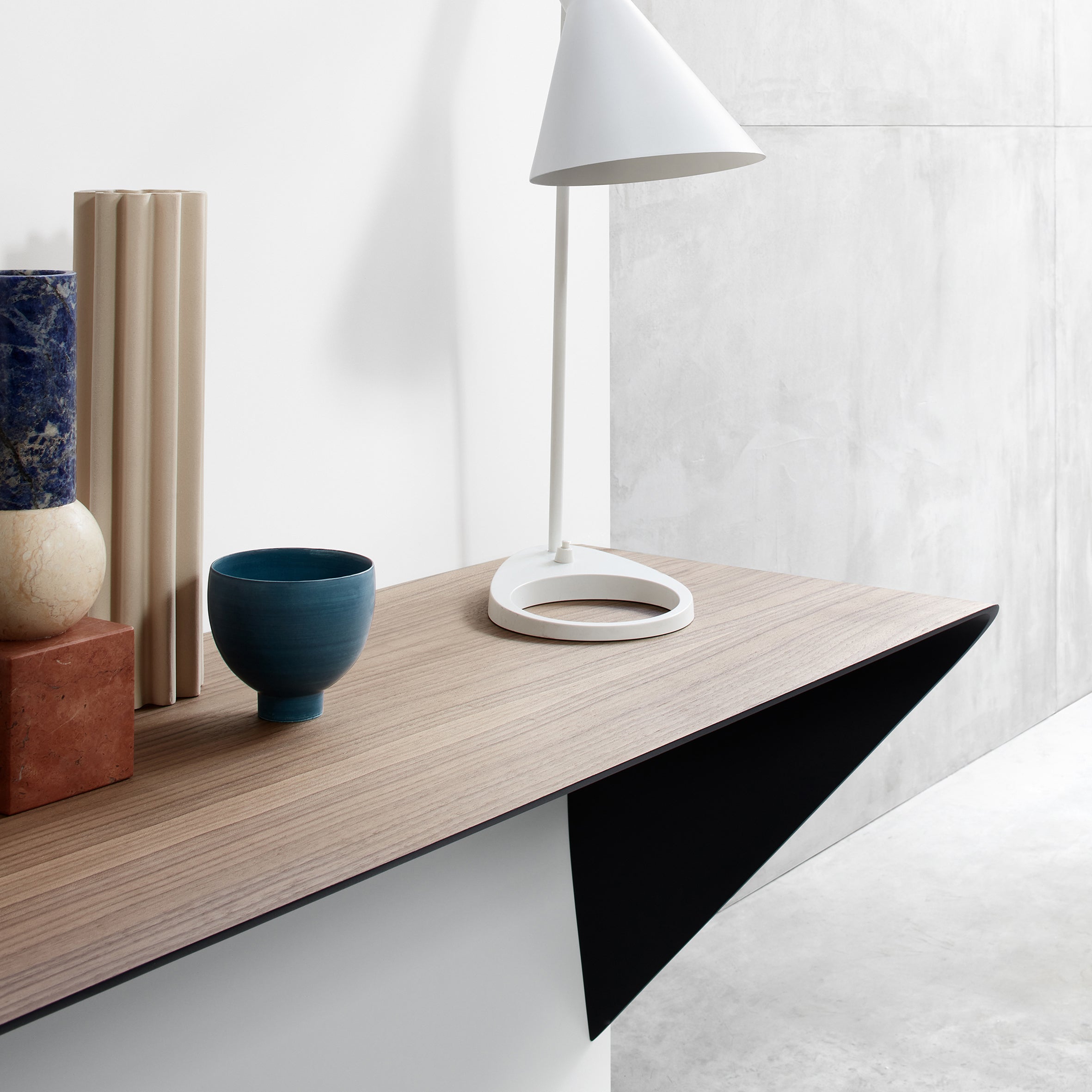 Mamba Light Wall Desk