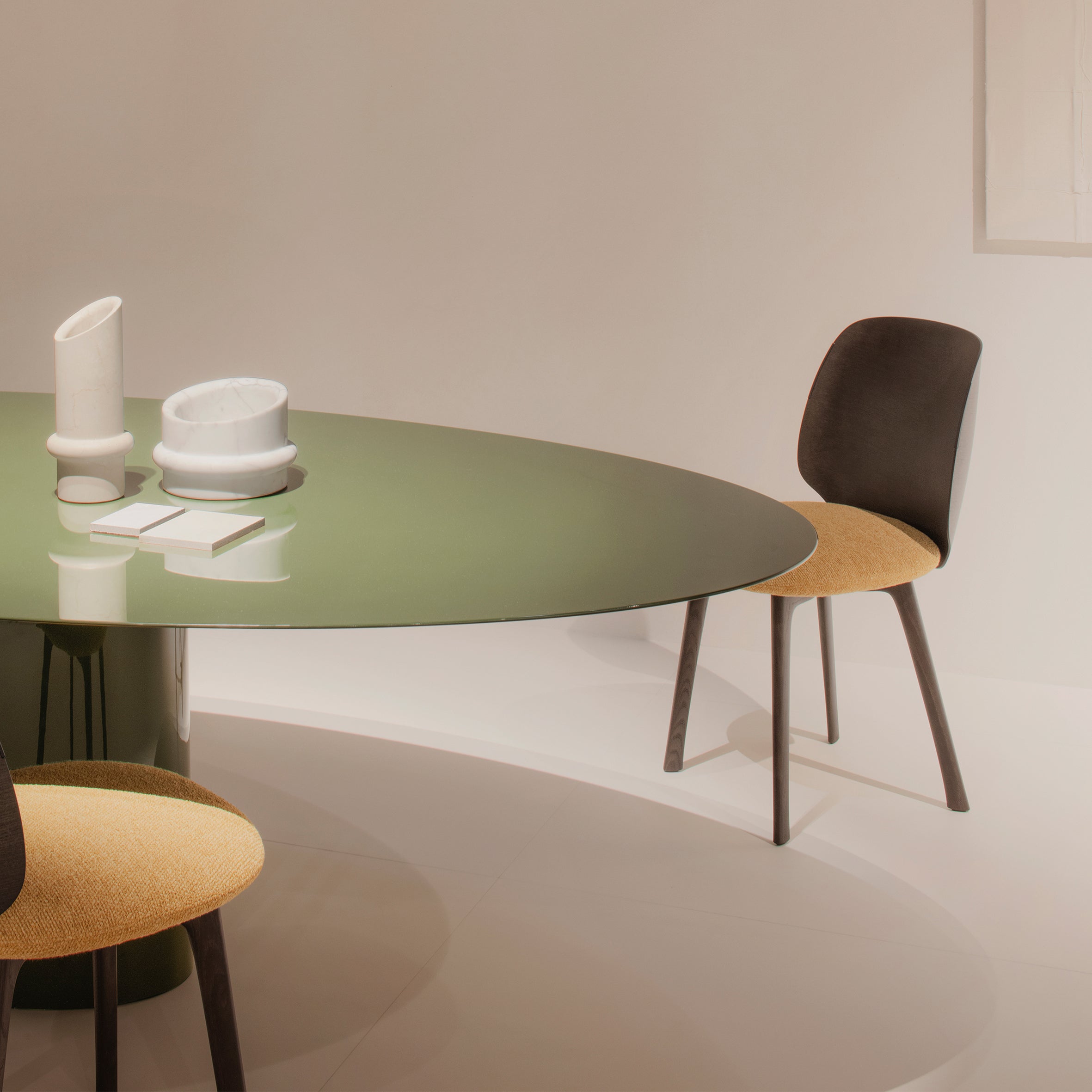 Universal Collection Chair