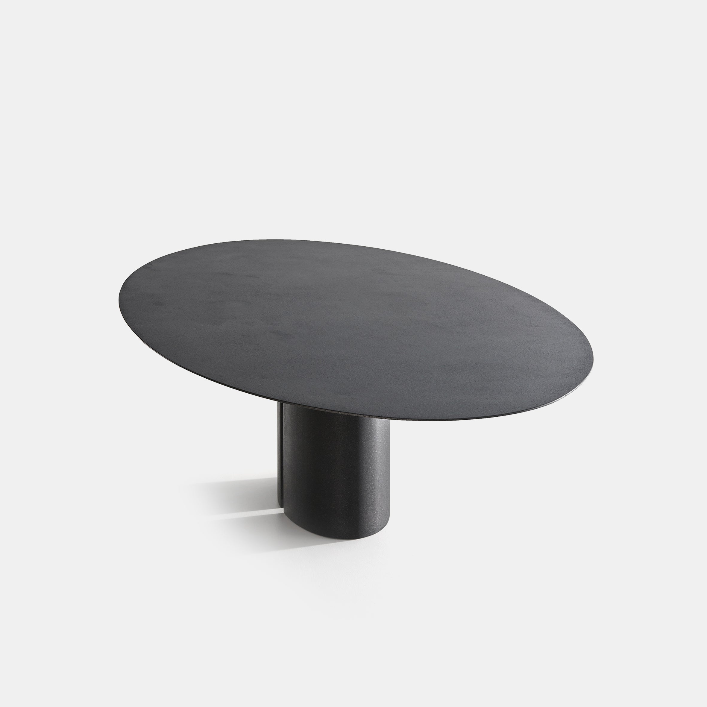 NVL Oval Dining Table