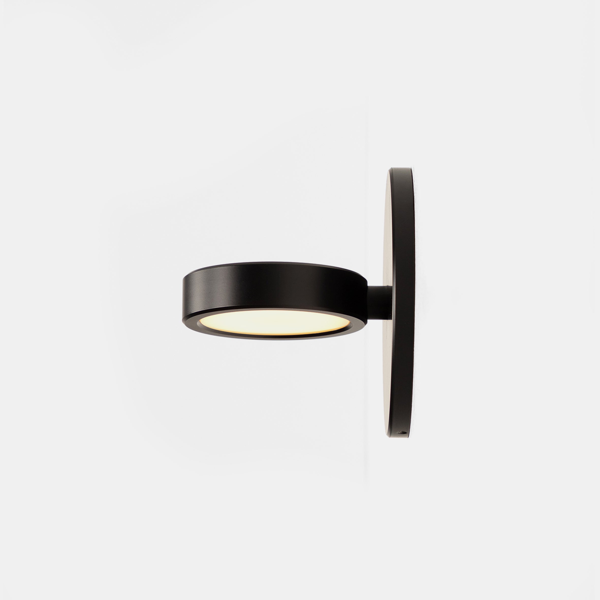 Discus Mini Sconce