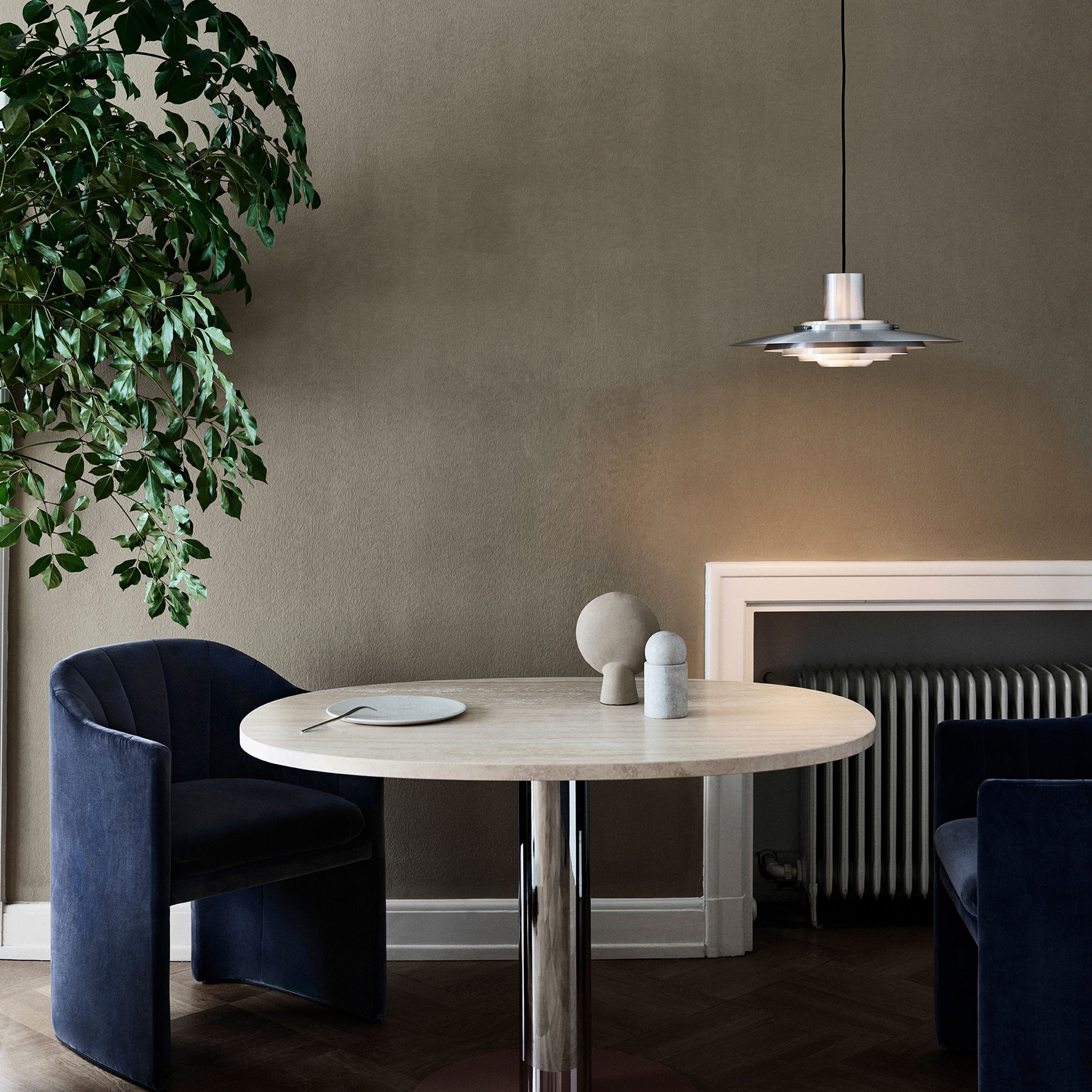 Loafer Chair SC24 - Monologue London