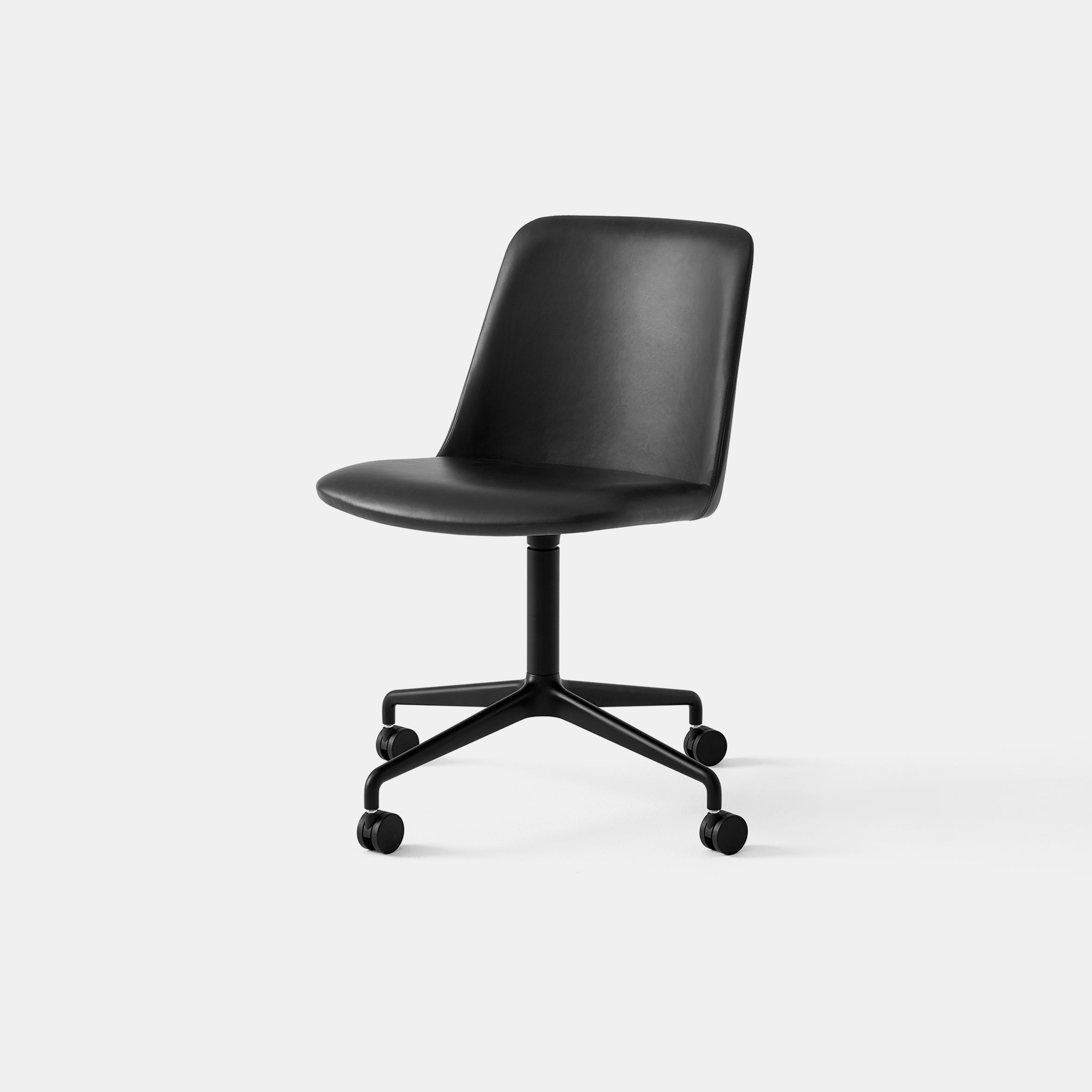 Rely Swivel Chair w/Castors HW22-HW24