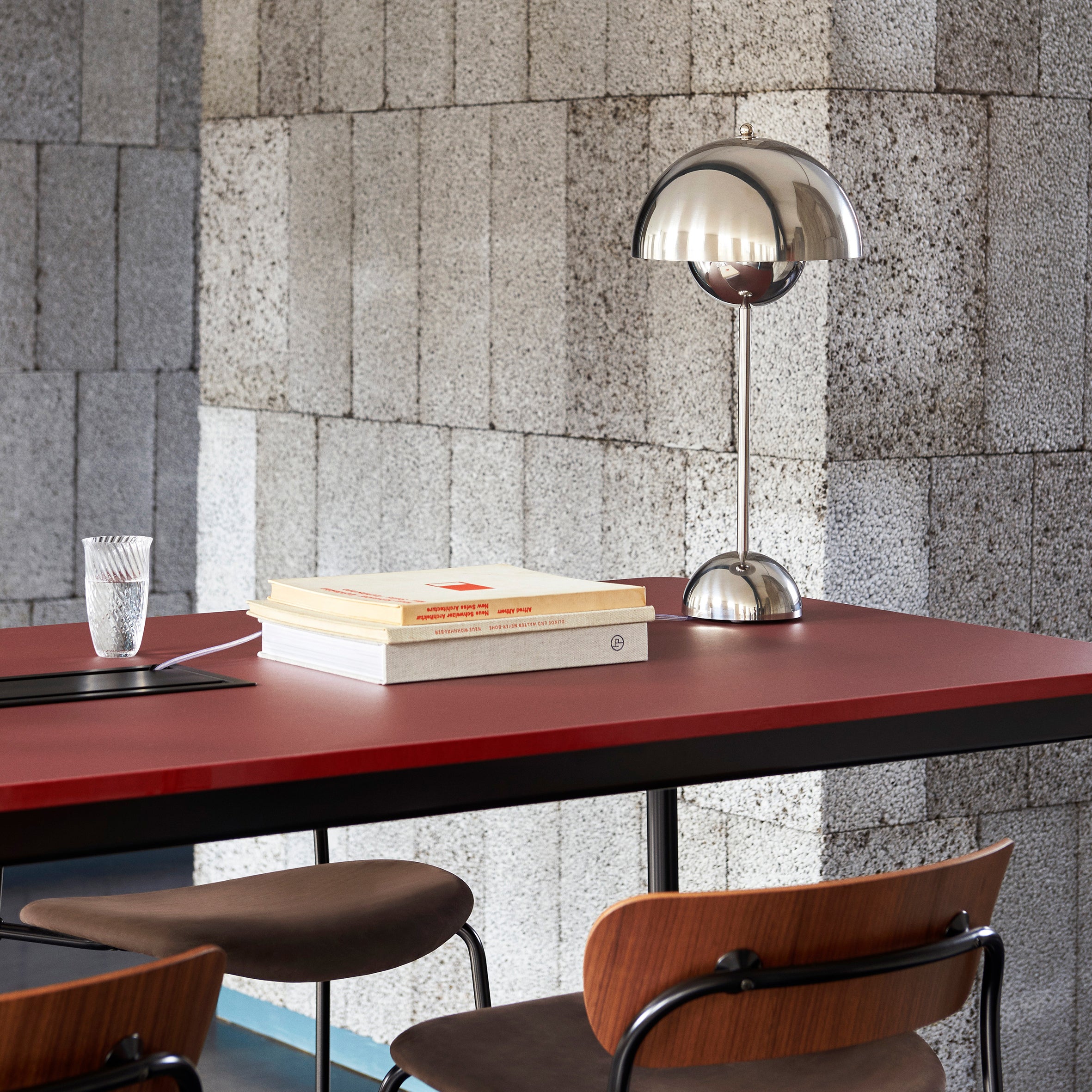 Flowerpot Table Lamp VP3