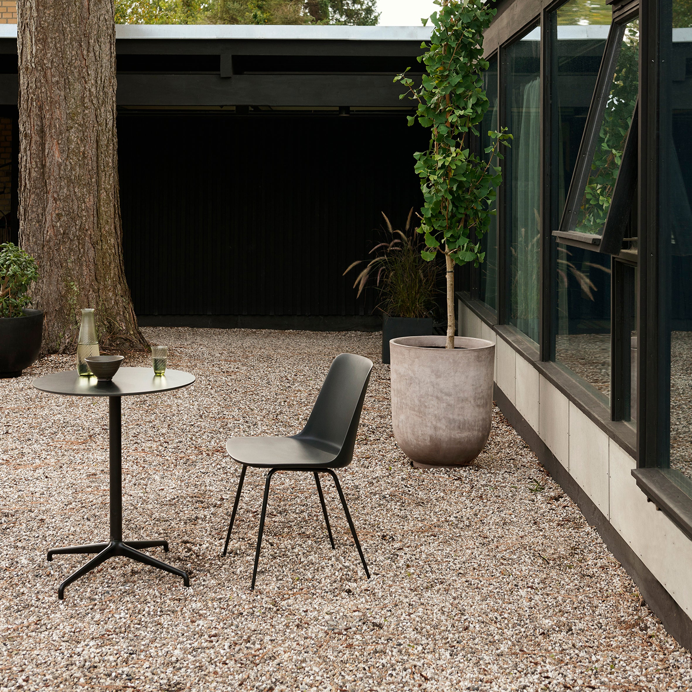 Rely Outdoor Chair HW70