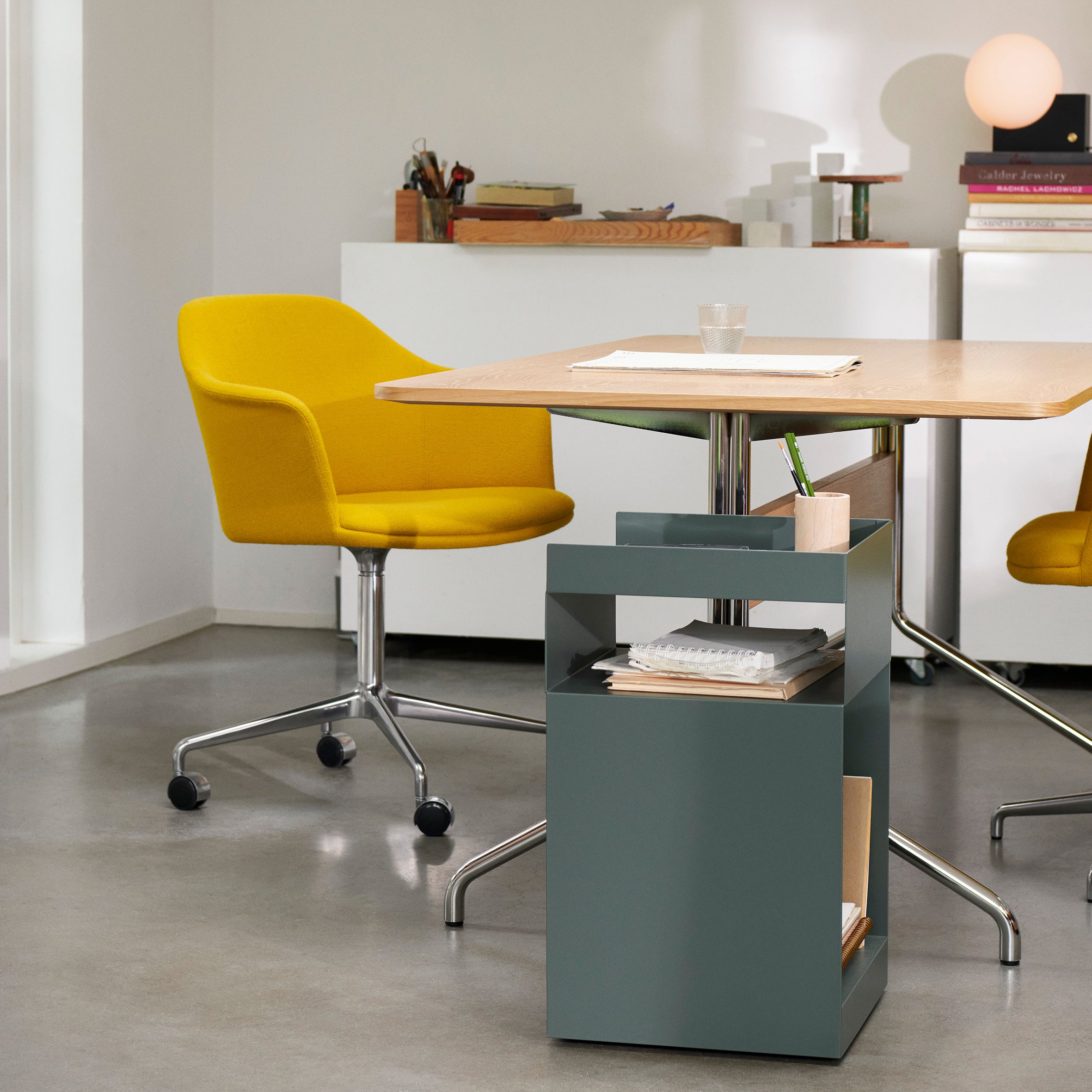 Rotate Side Table SC73