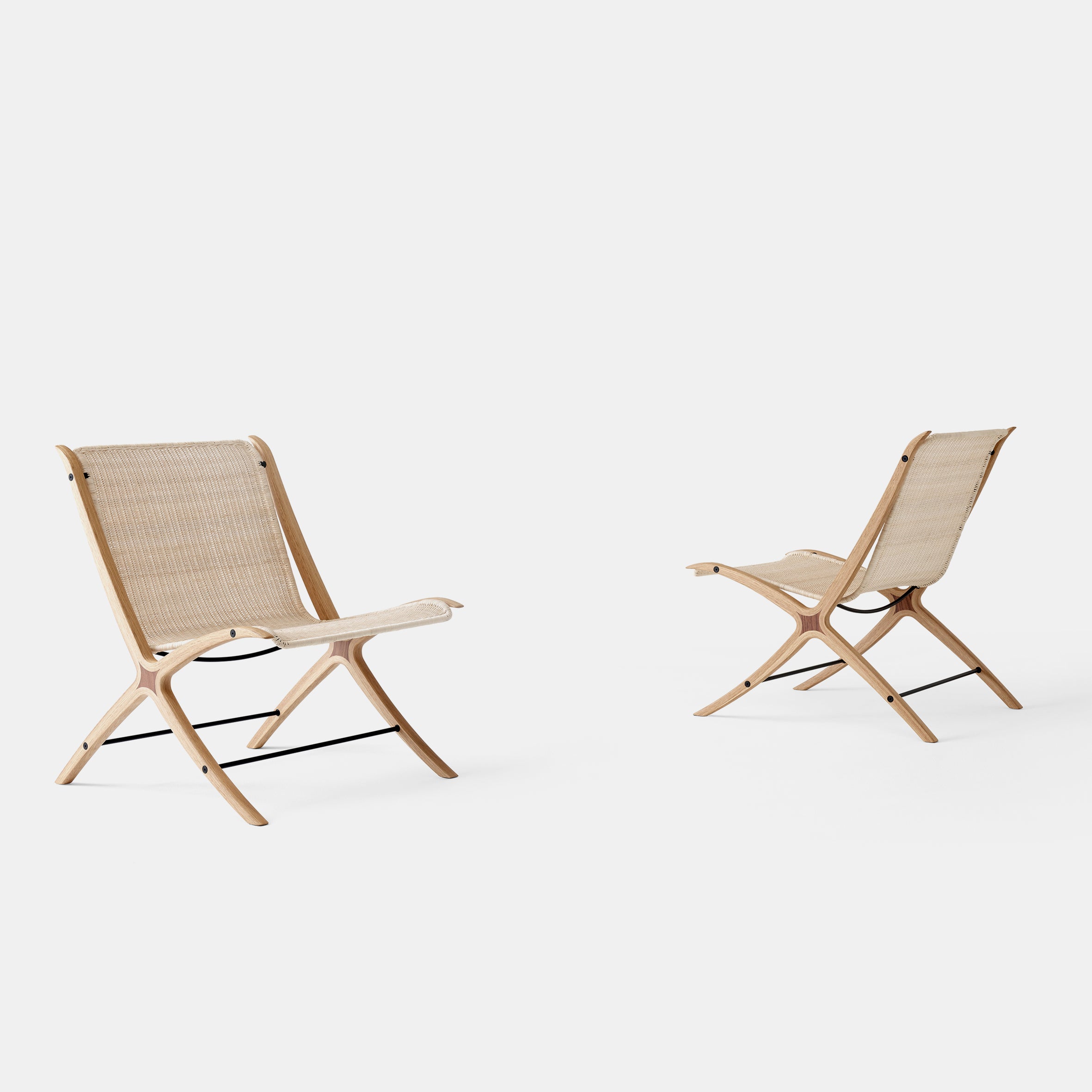 X Lounge Chair HM10