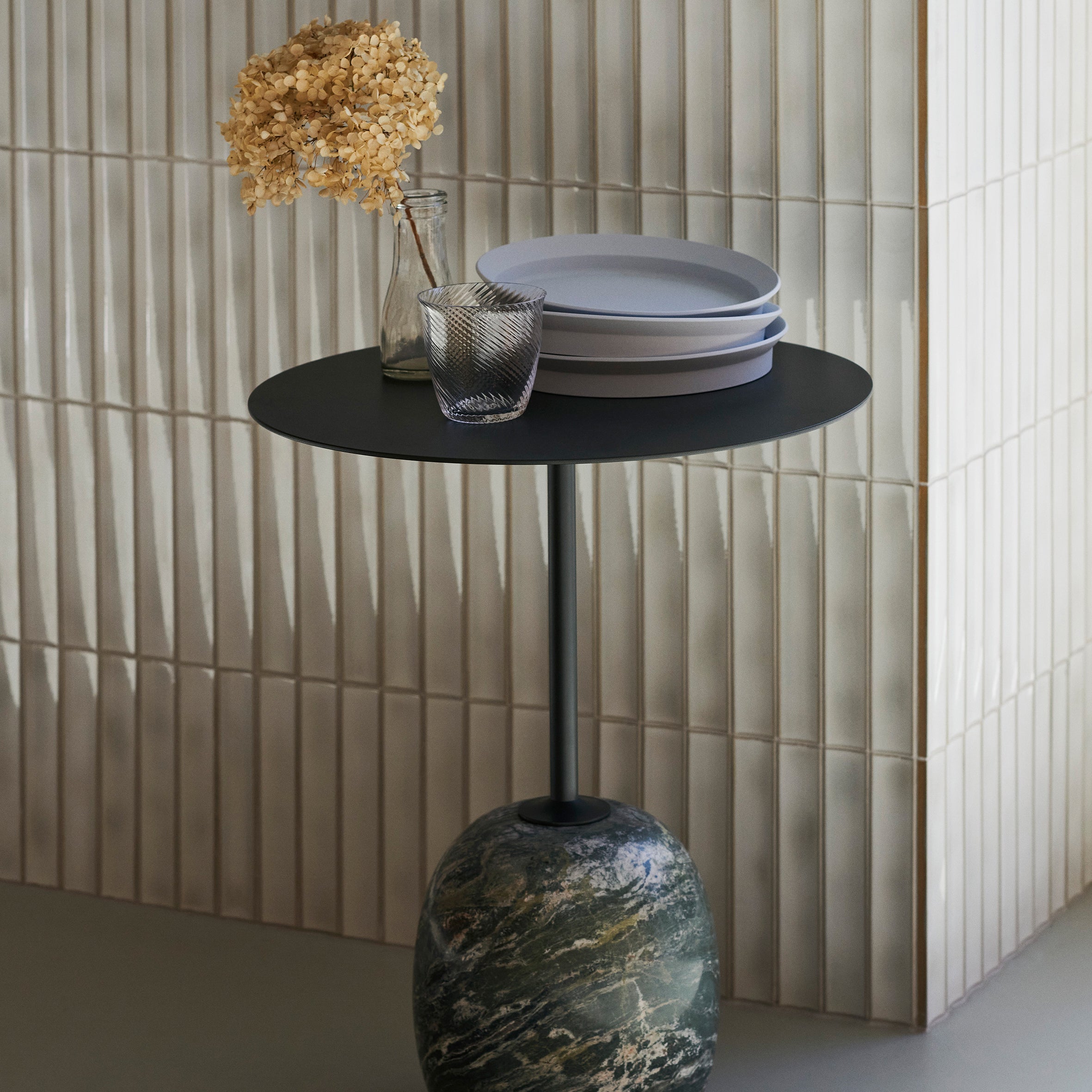 Lato Side Table