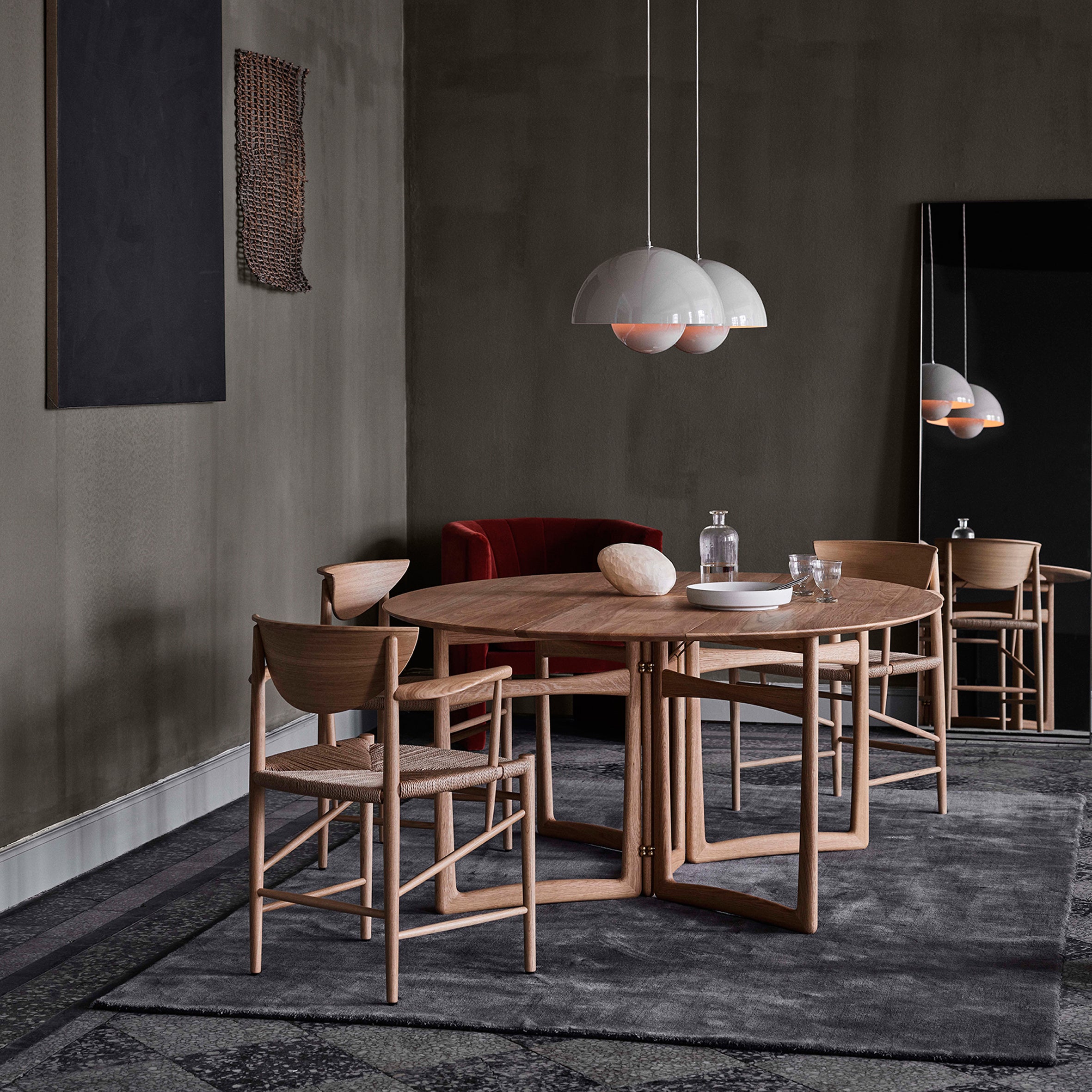 Drawn Chair HM4 w/Armrests - Monologue London