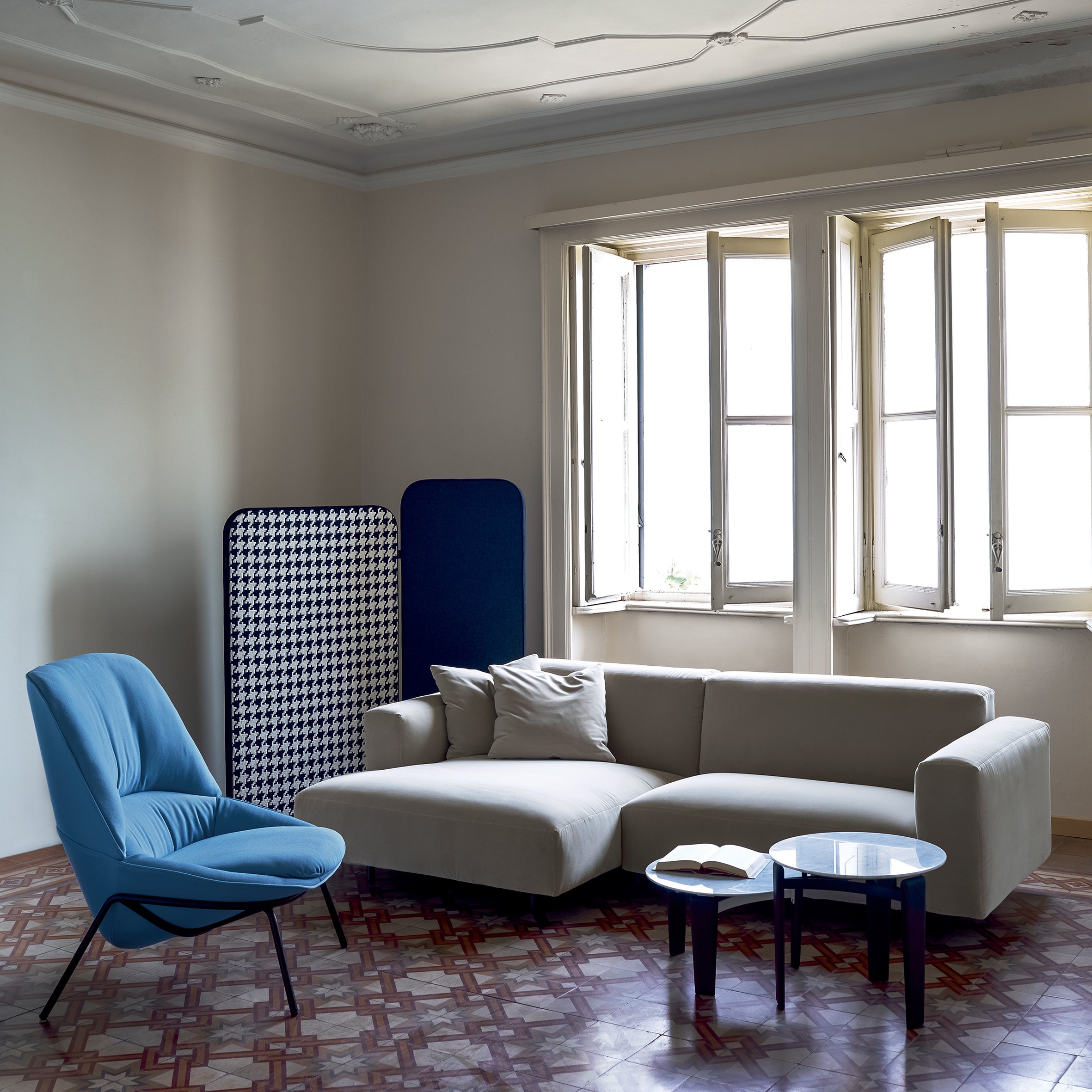 Tablet Small Table - Monologue London