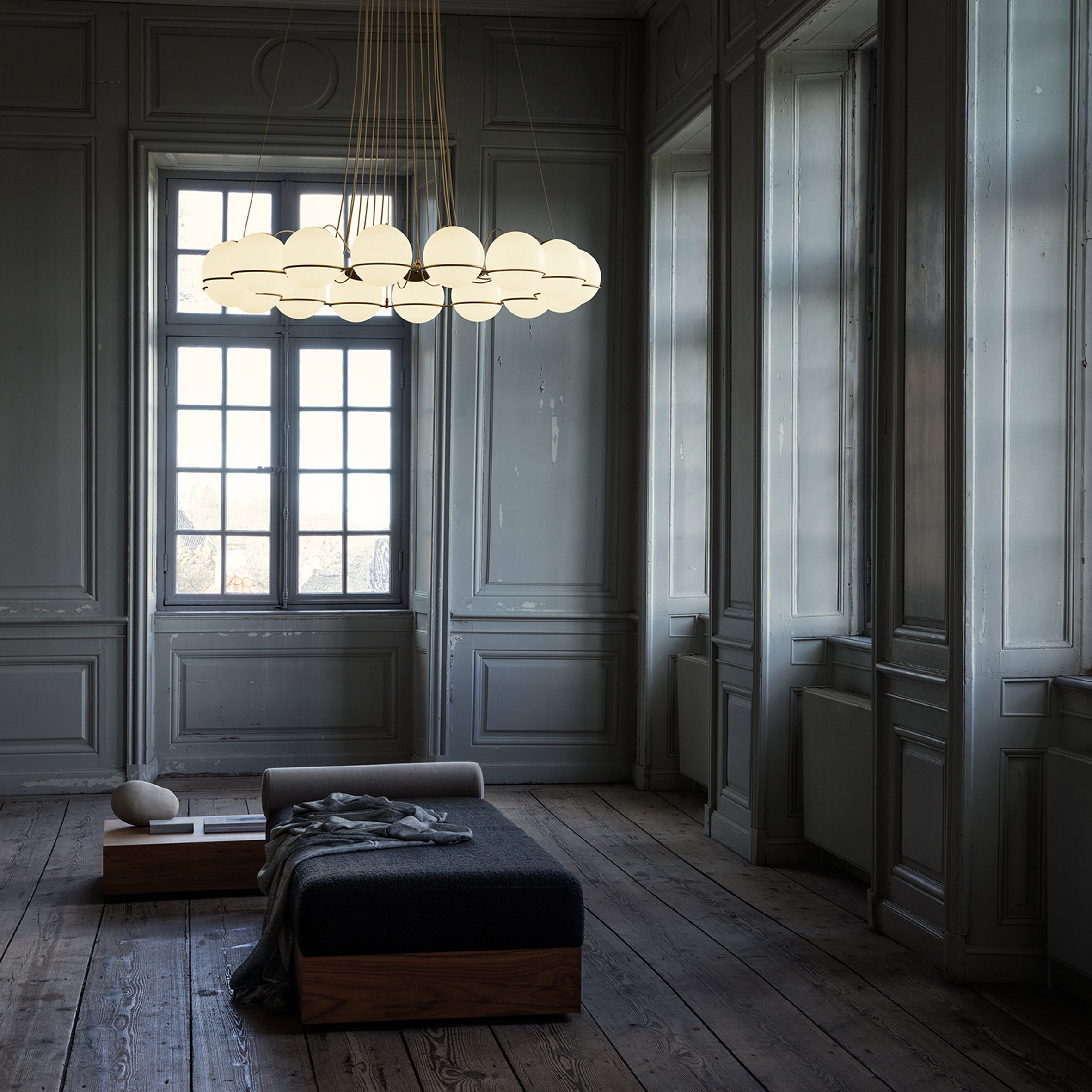 Model 2109/16/14 Chandelier