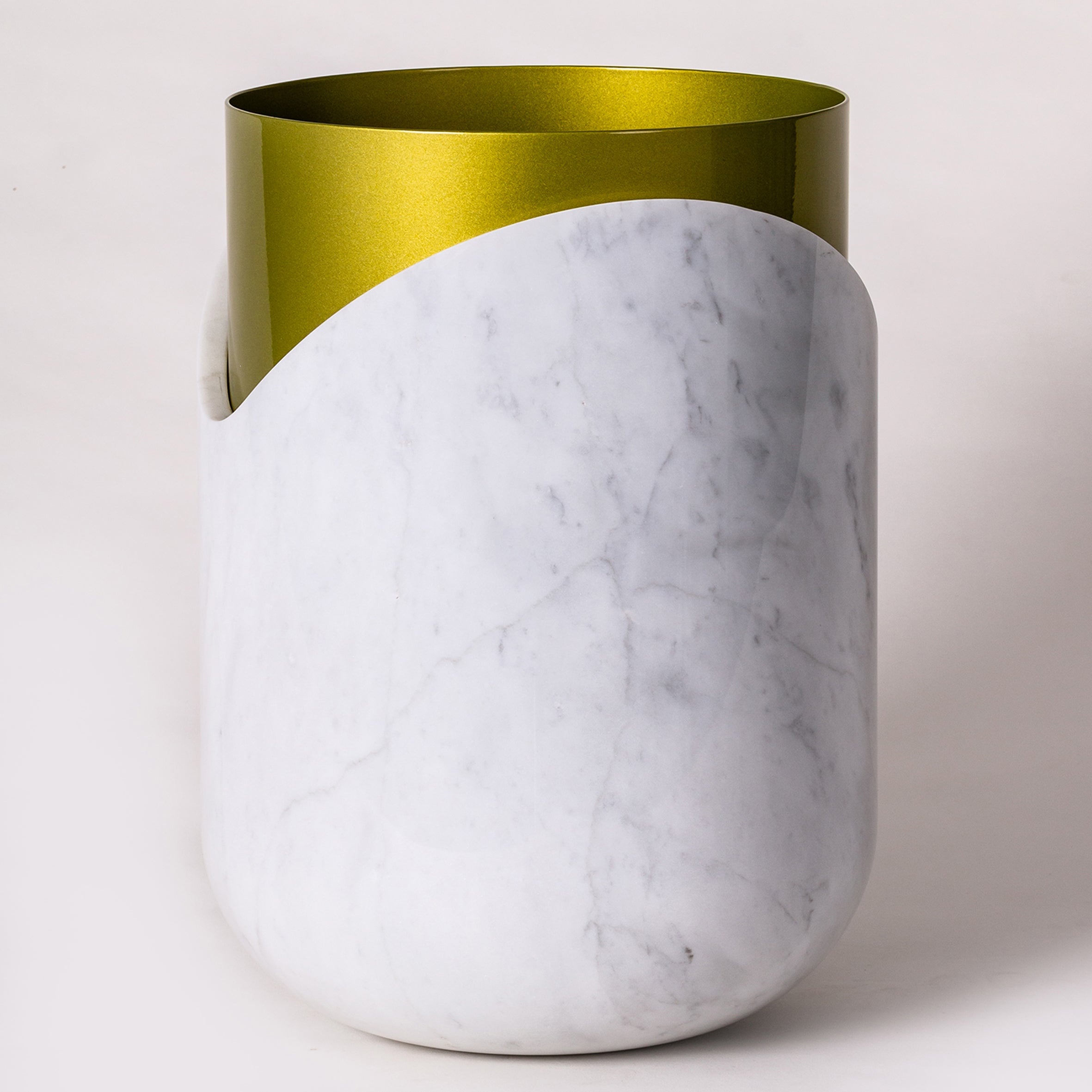 Rabbet Rainbow Vase