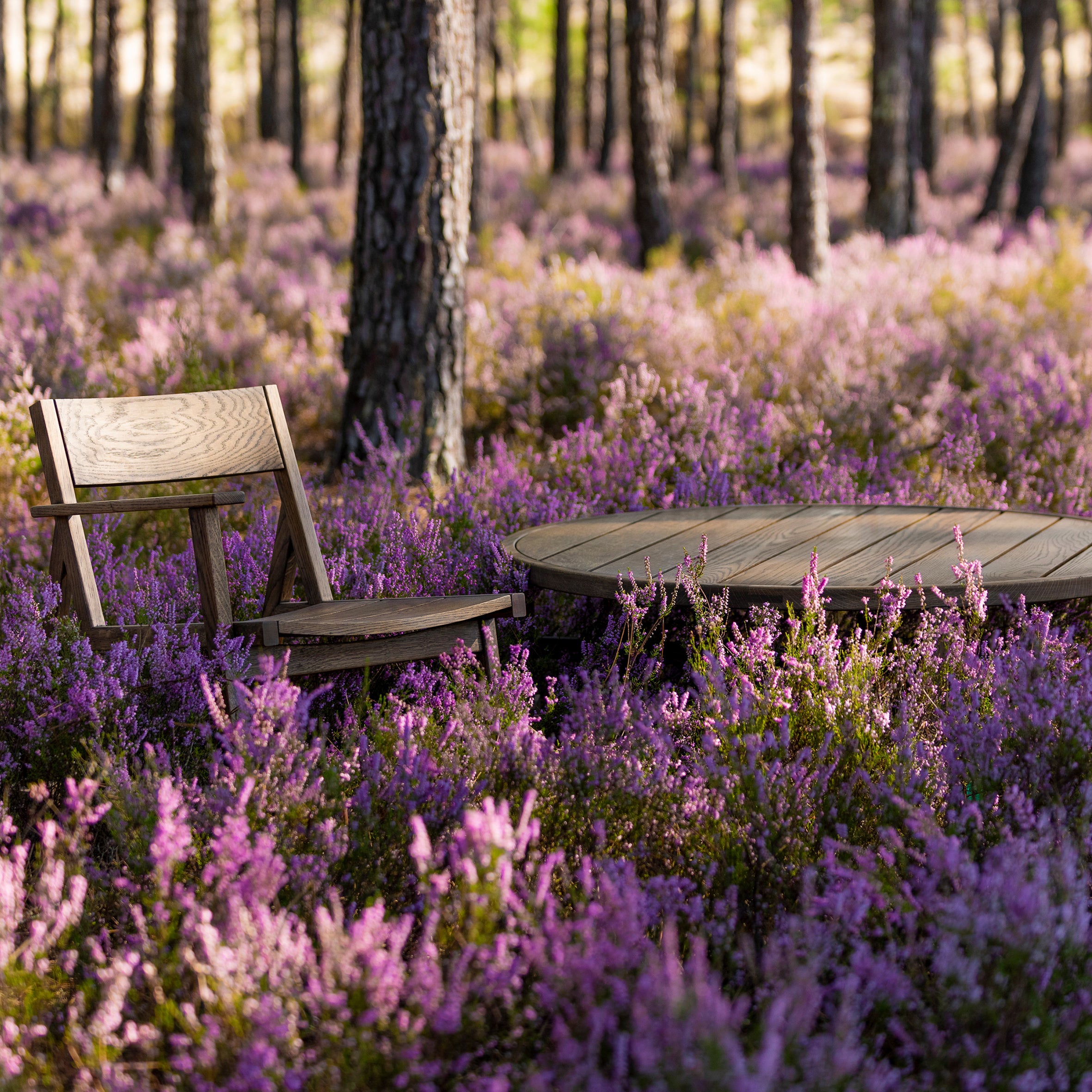 98.6°F Outdoor Coffee Table