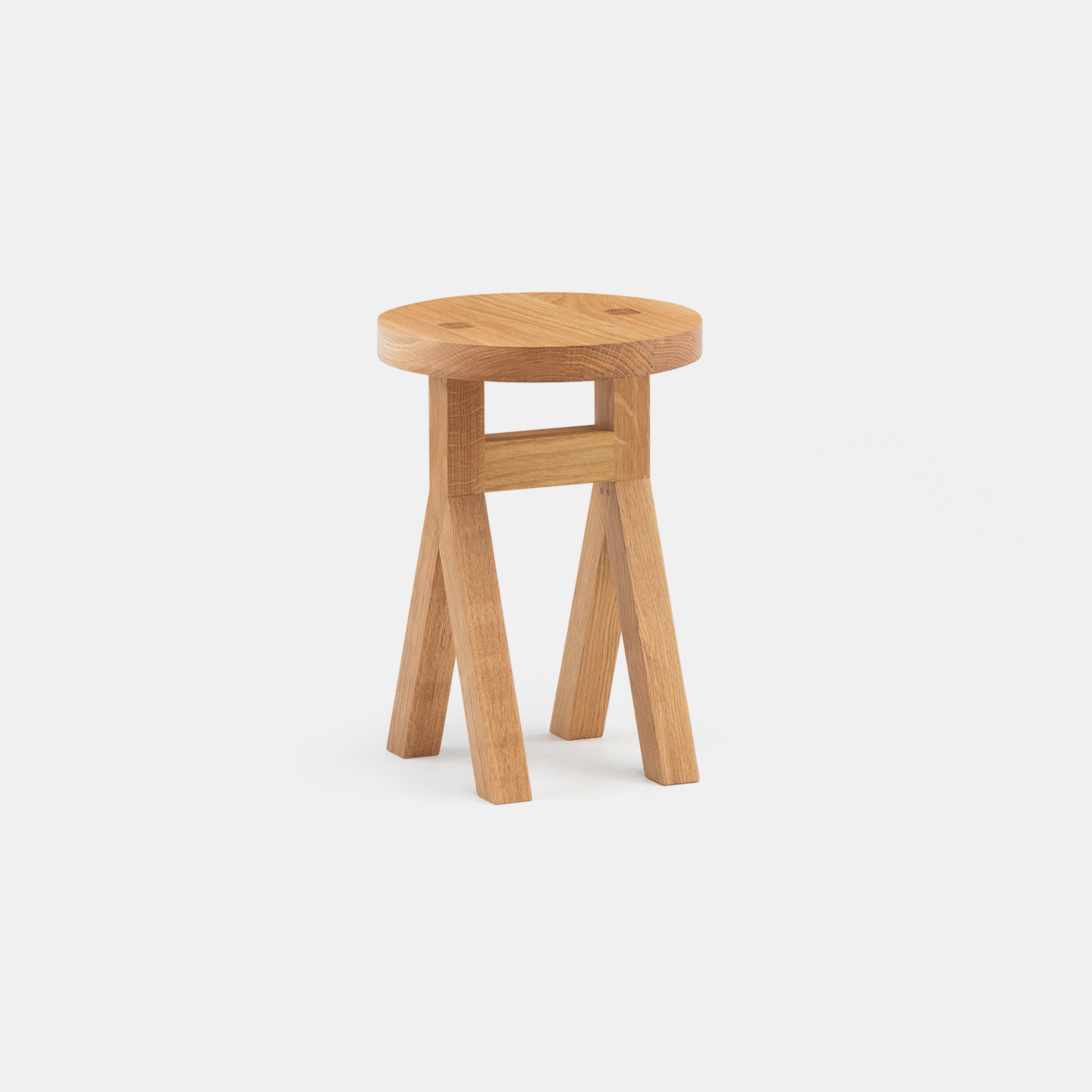 Commune Stool