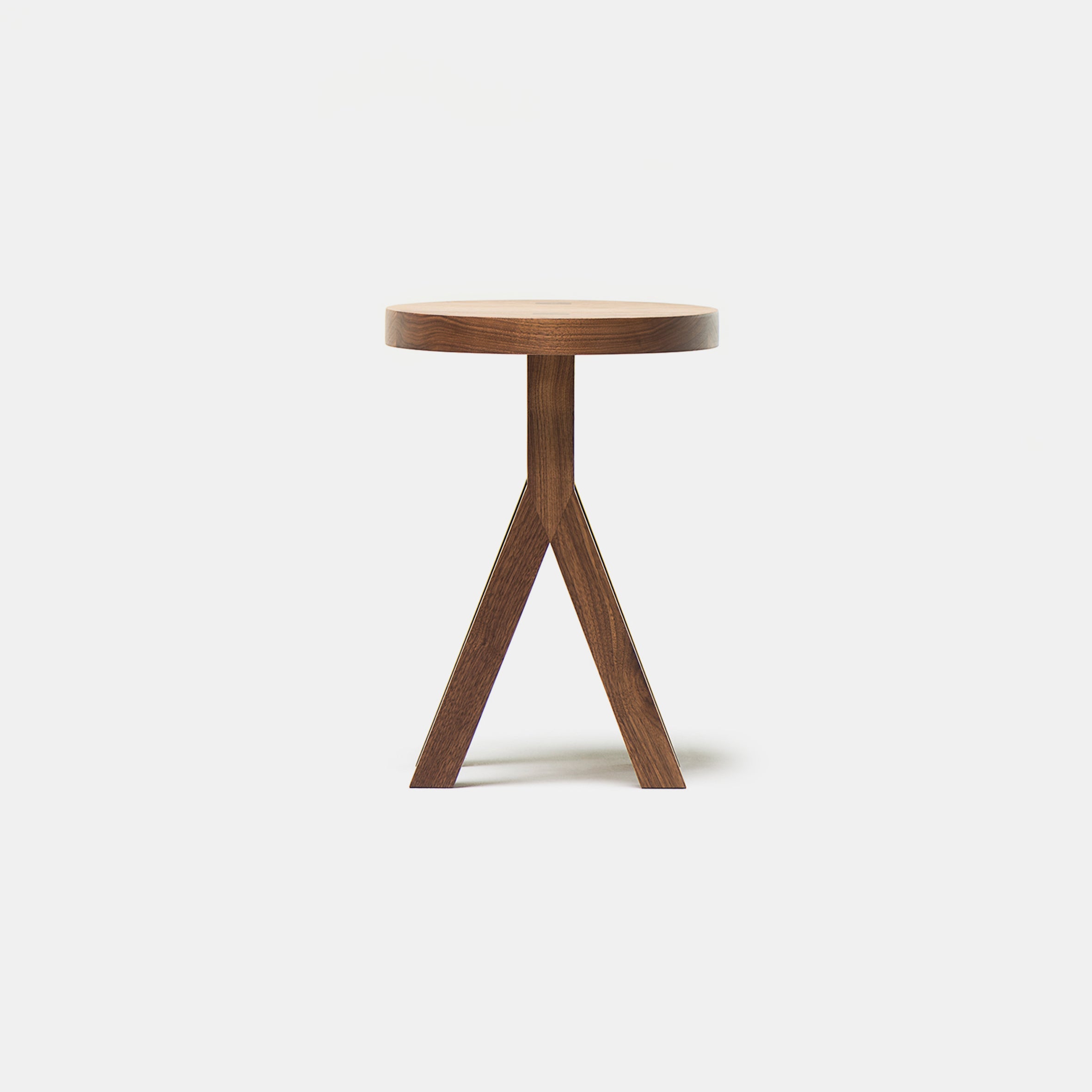 Commune Stool