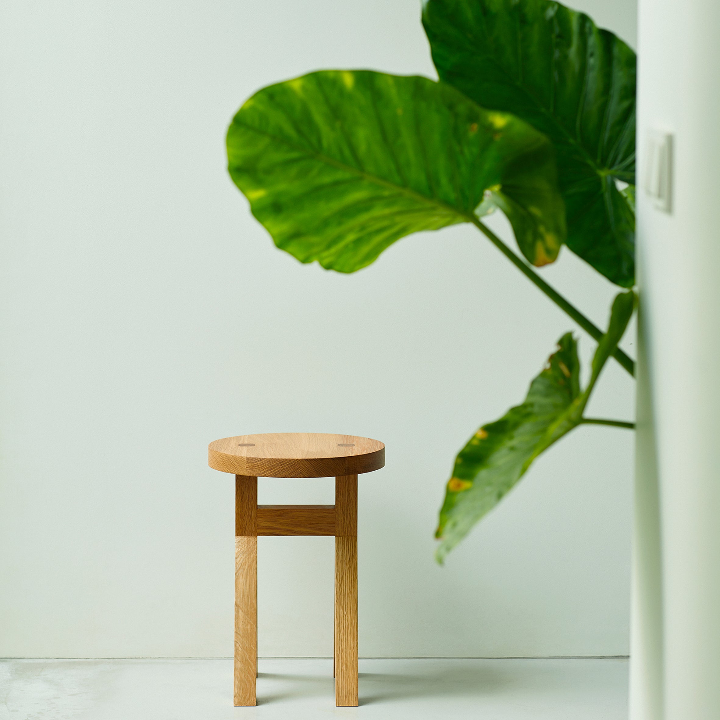 Commune Stool