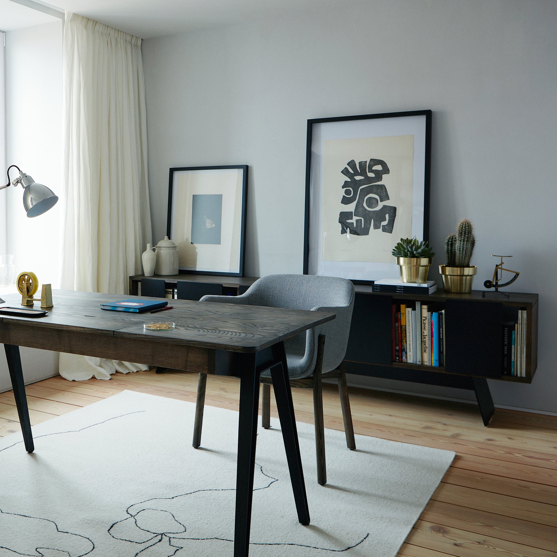 Different Trains Cabinet - 1 Tier