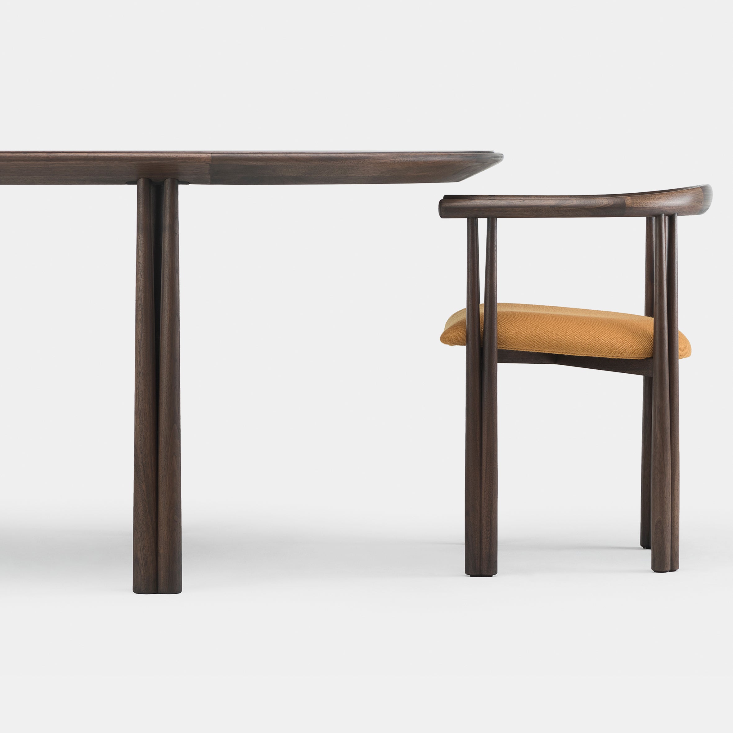 Elliot Oblong Dining Table