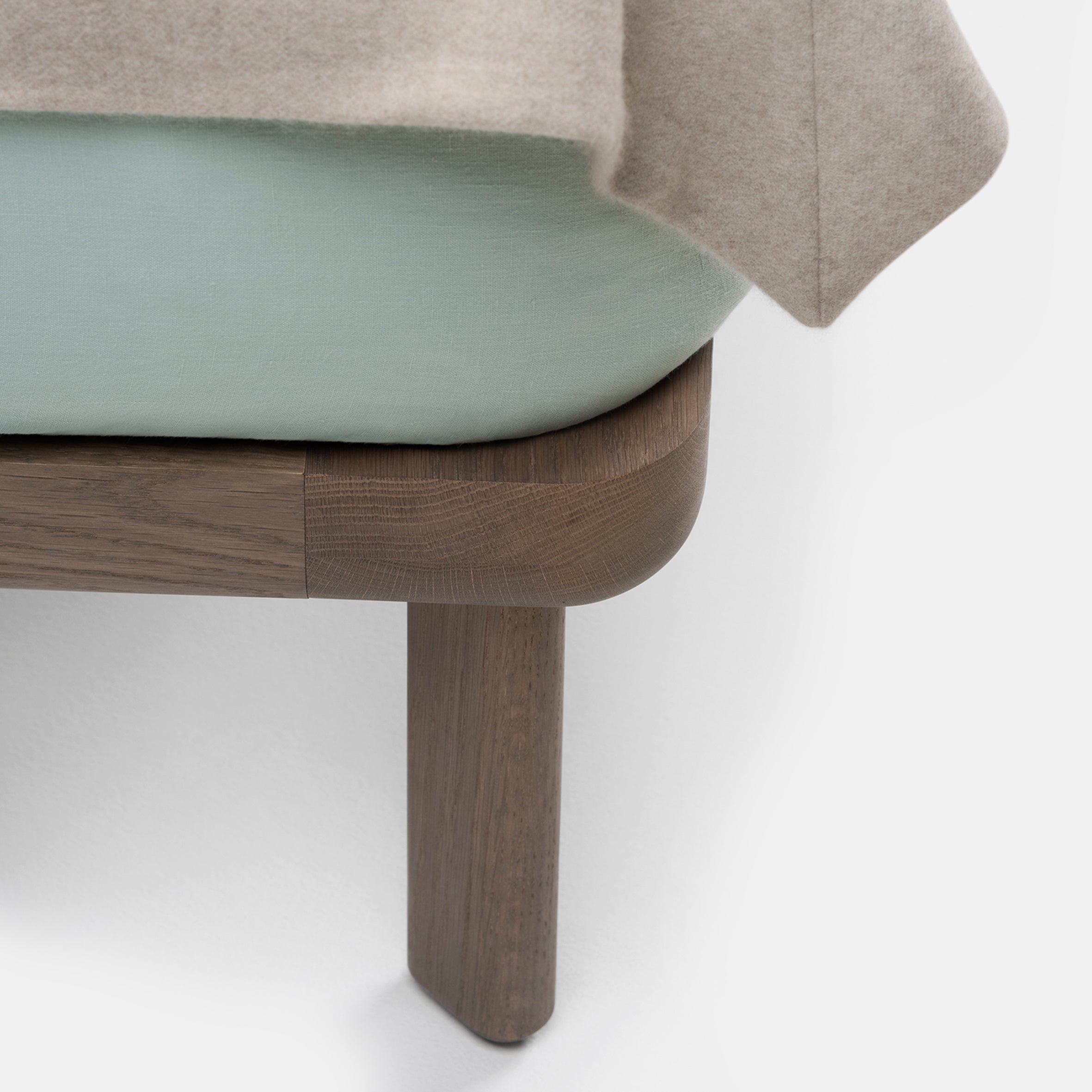 Low Dubois Bed - Monologue London