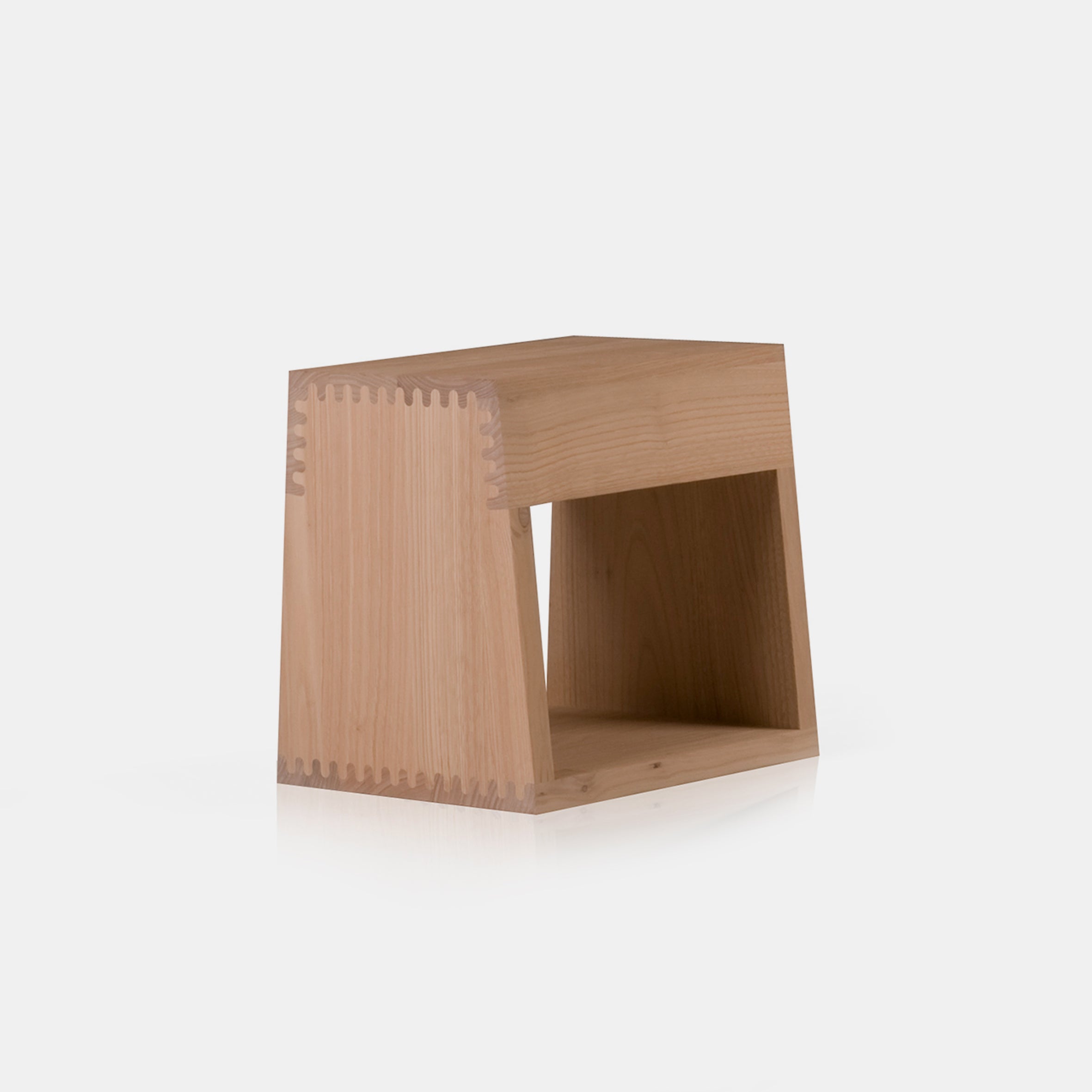 Maia Side Table