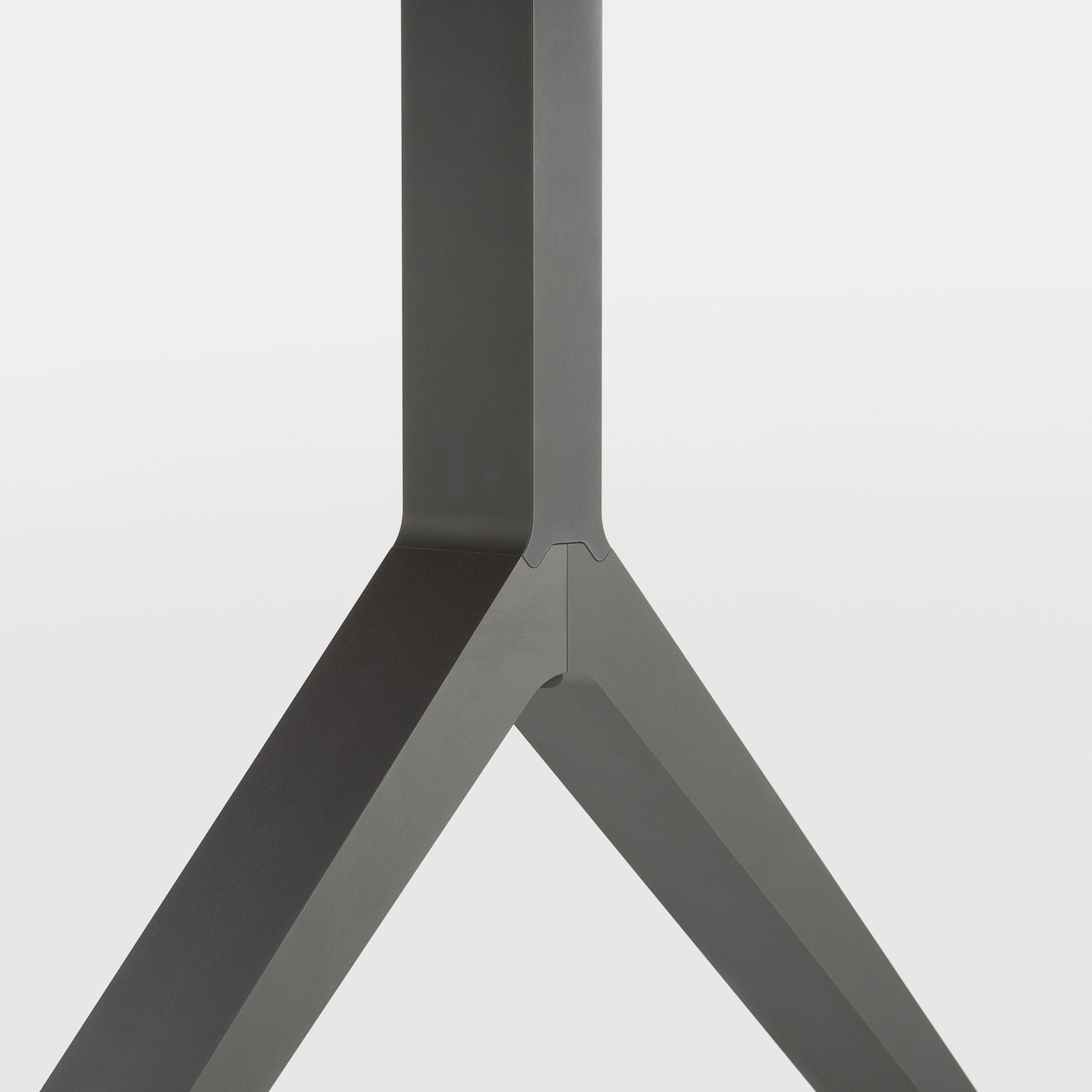 Overton Dining Table