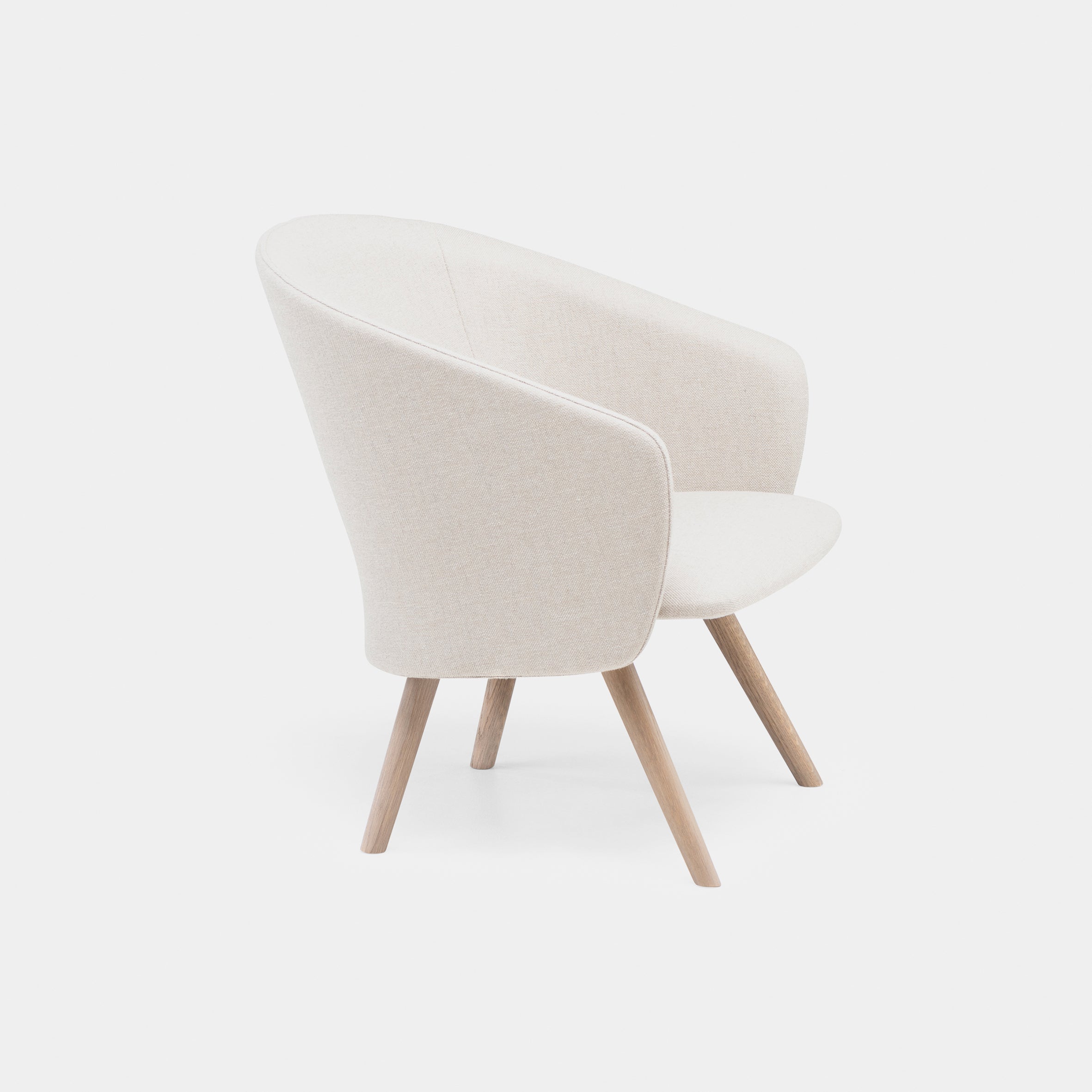 Saia Lounge Chair