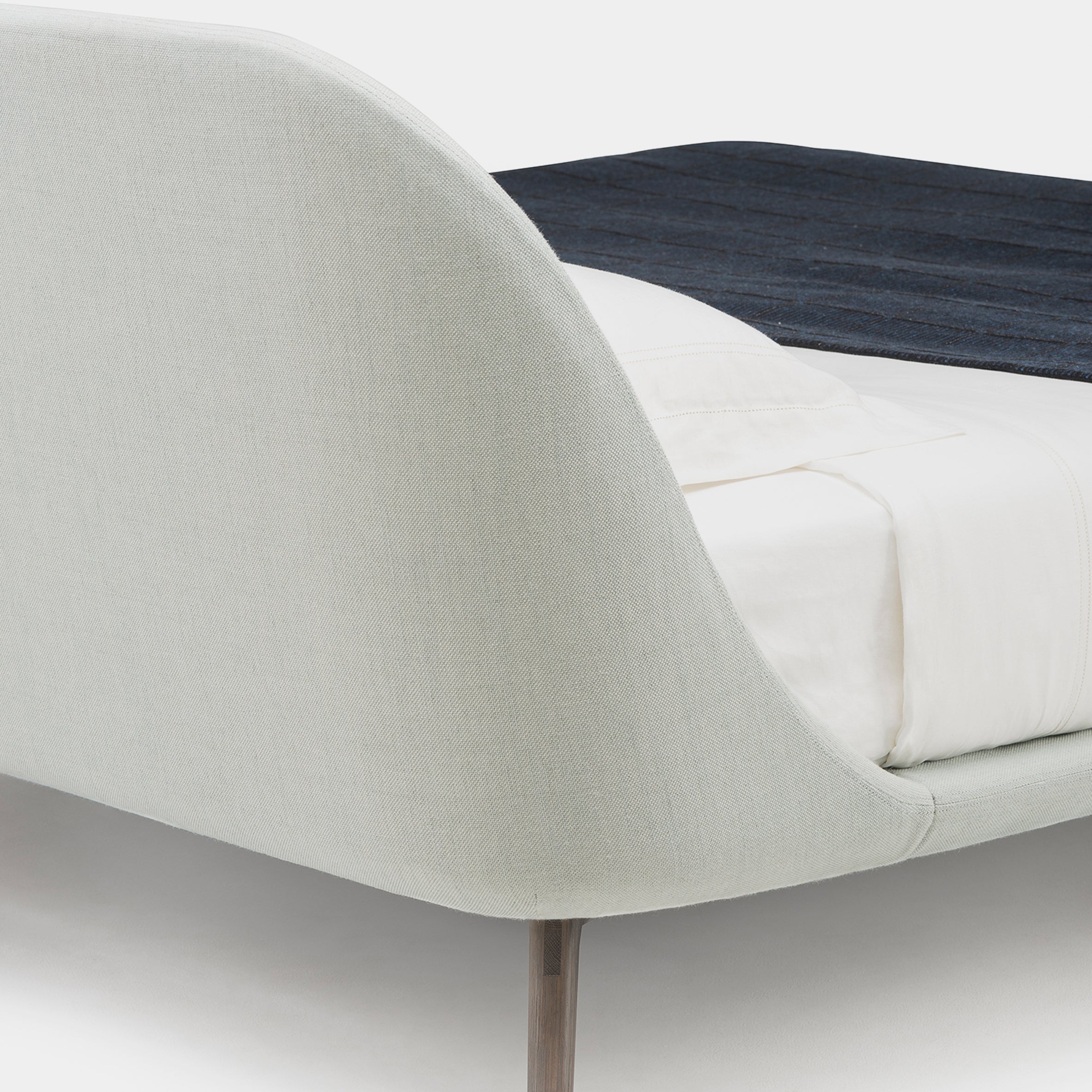 Solo Bed - Monologue London