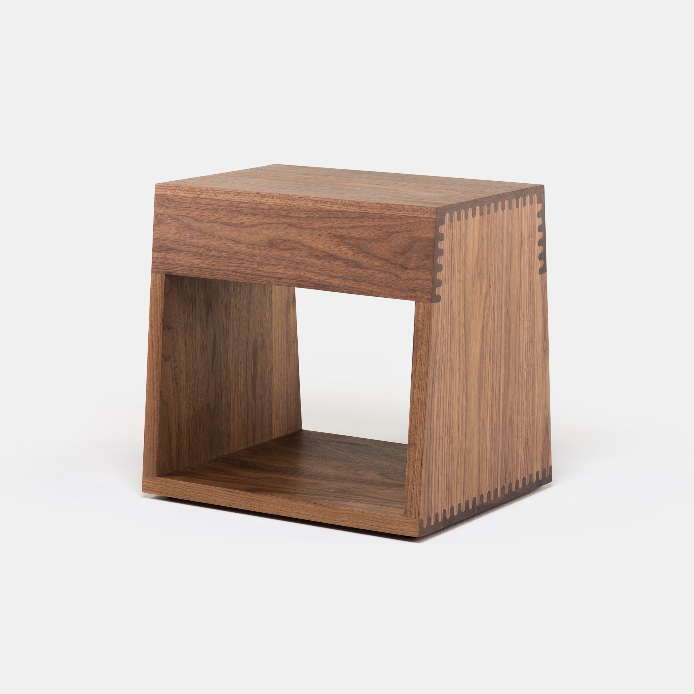 Maia Side Table