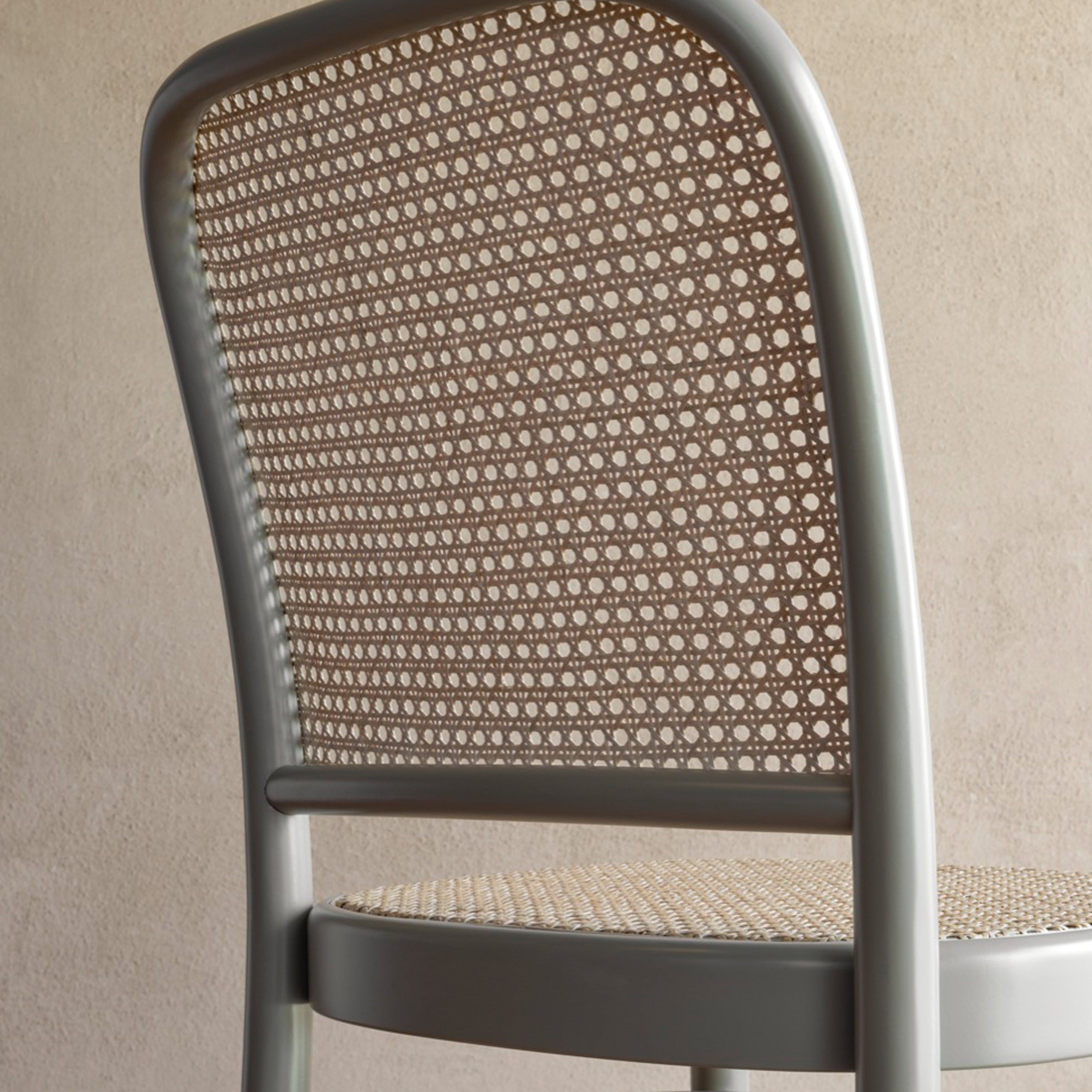 N. 811 Chair - Monologue London