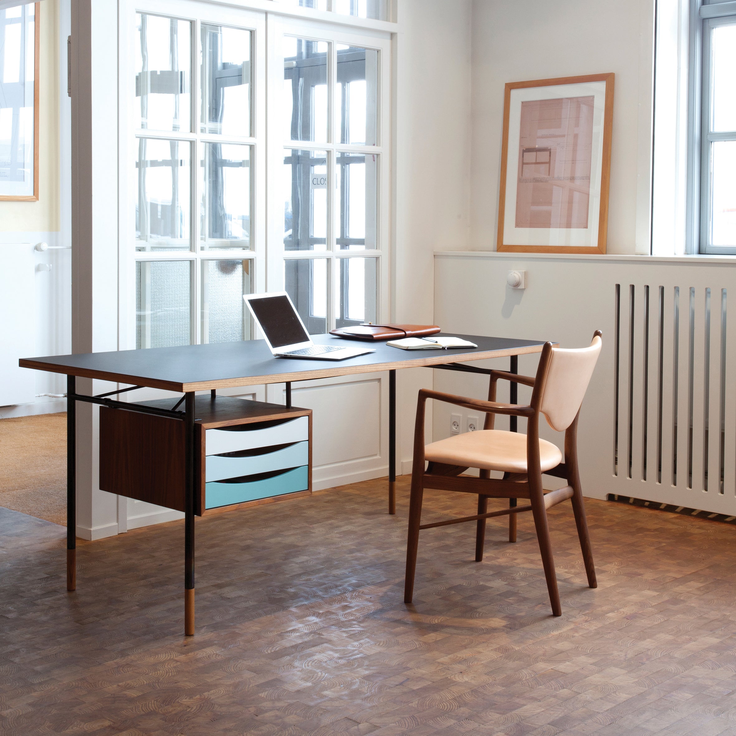 Nyhavn Desk