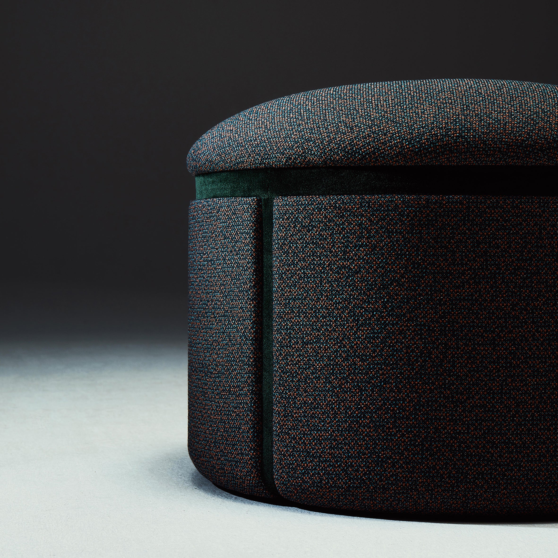 Amazone Pouf