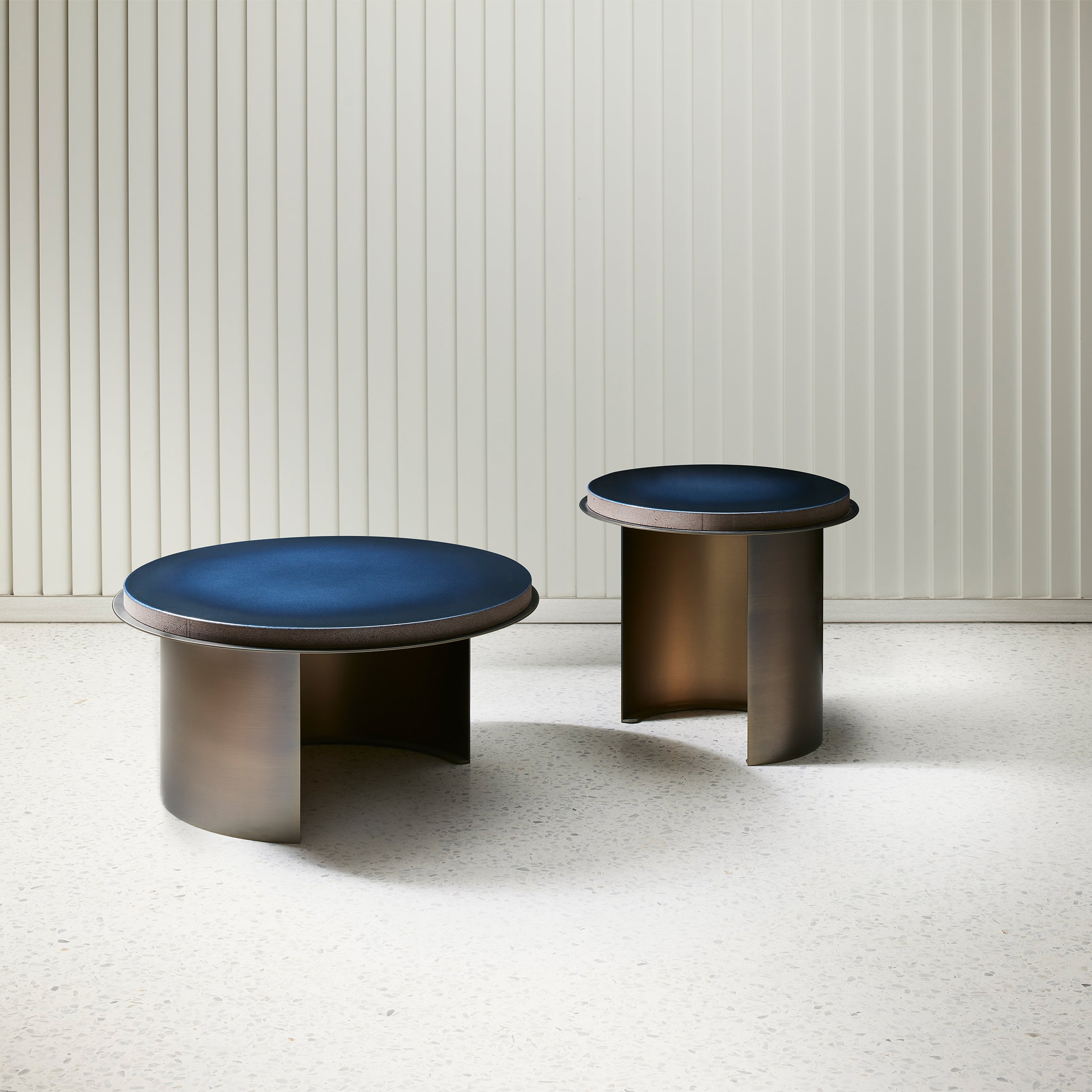Oaze Side Table