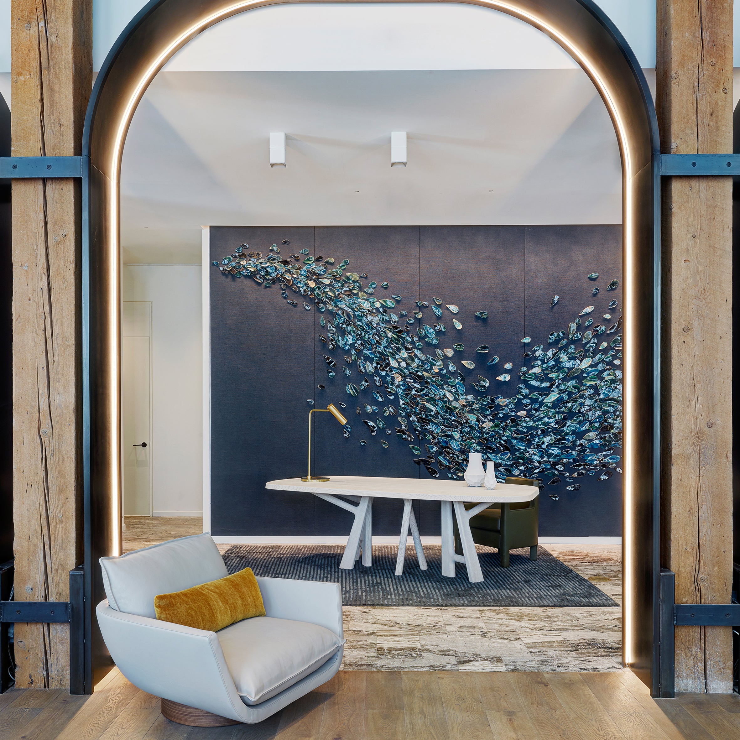 Rua Ipanema Swivel Lounge Chair