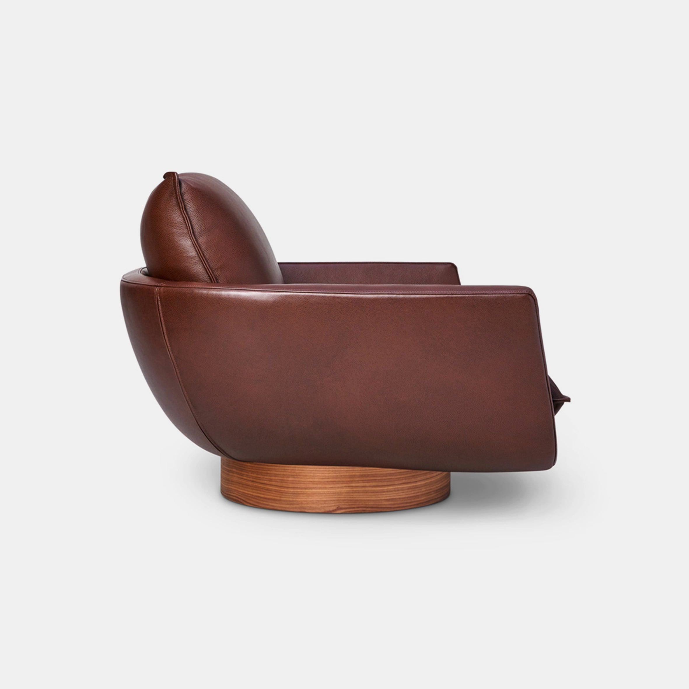 Rua Ipanema Swivel Lounge Chair