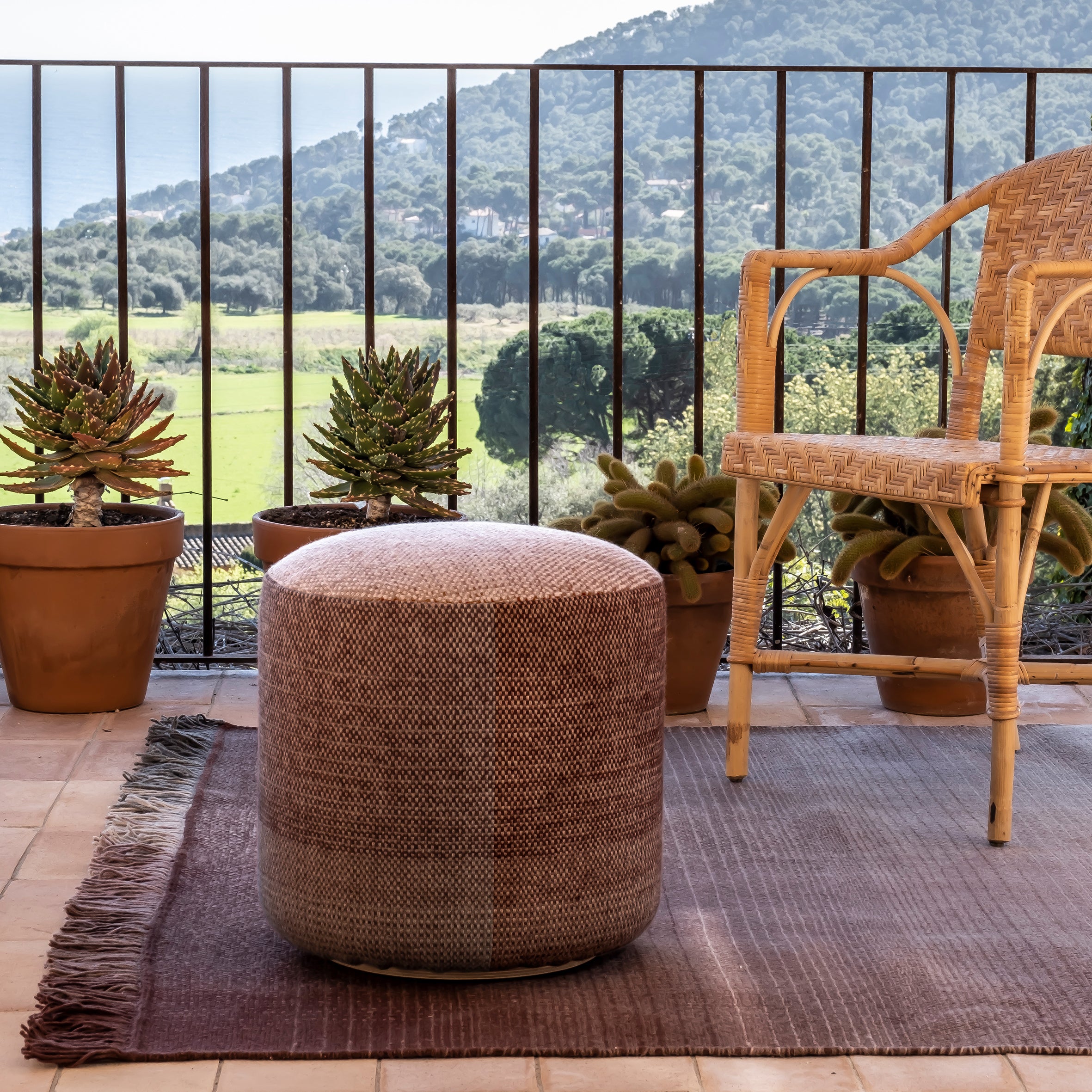 Shade Outdoor Pouf