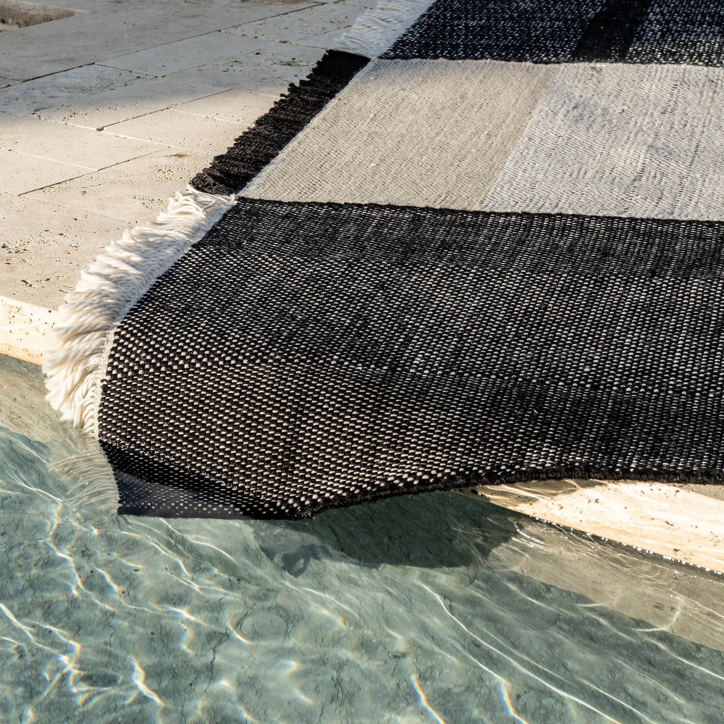 Tres Outdoor Rug