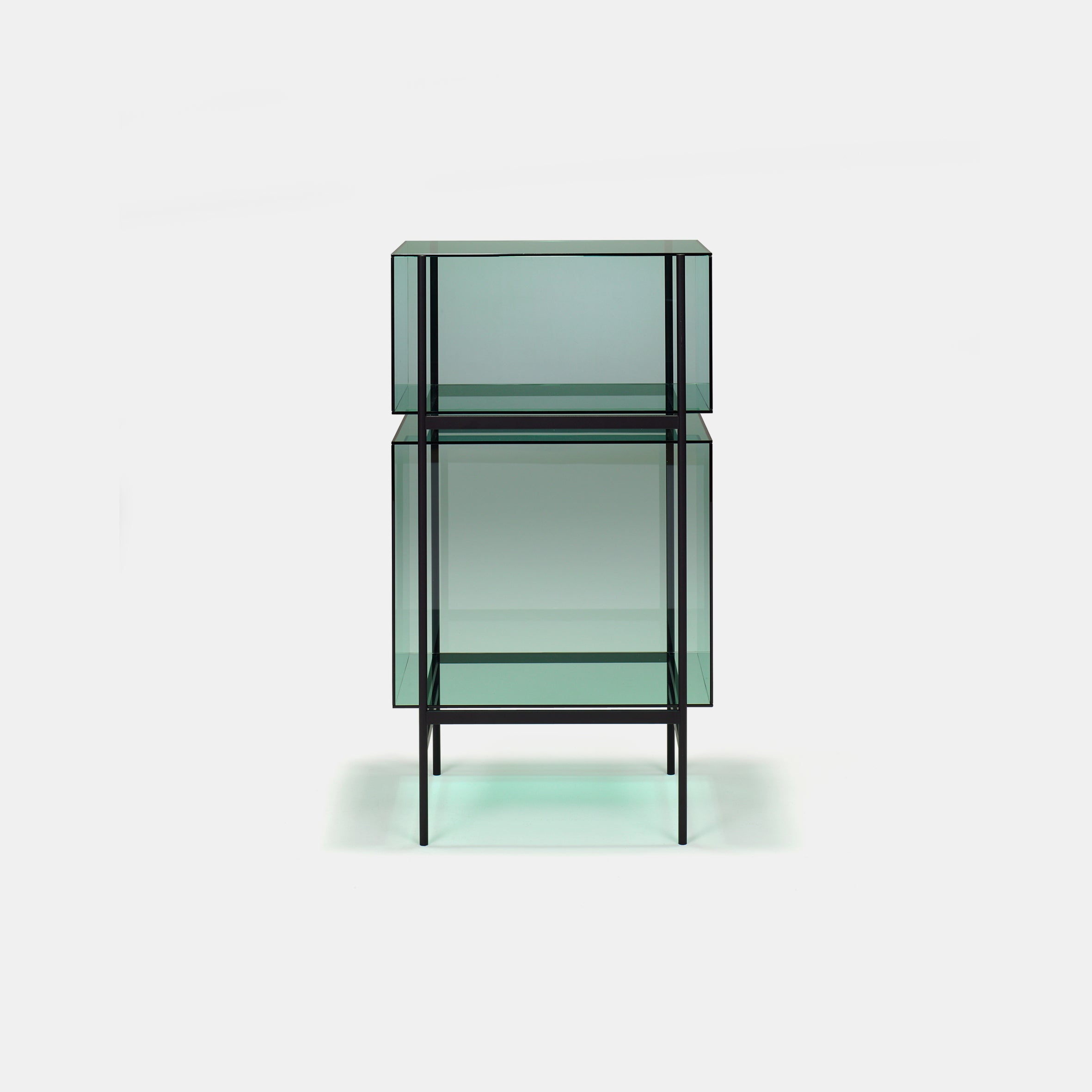 Lyn Cabinet