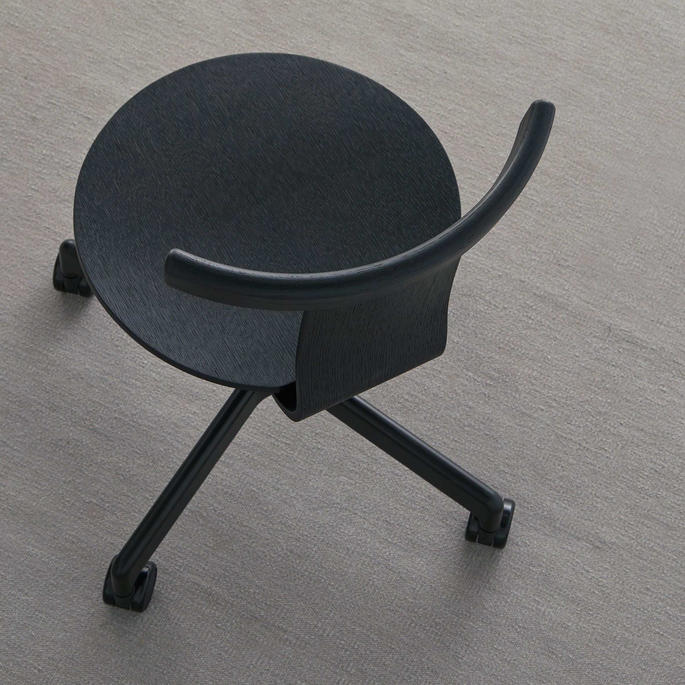 Jiro Swivel Chair w/Casters