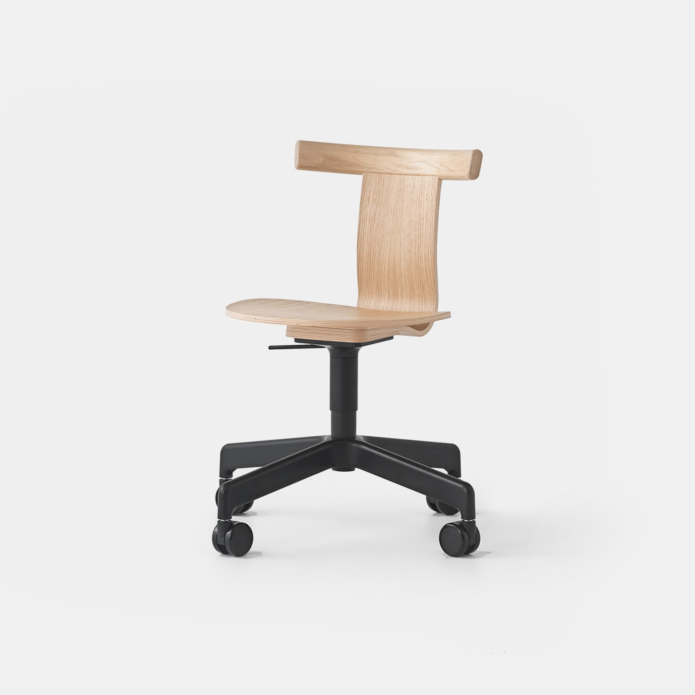 Jiro Swivel Chair w/Casters