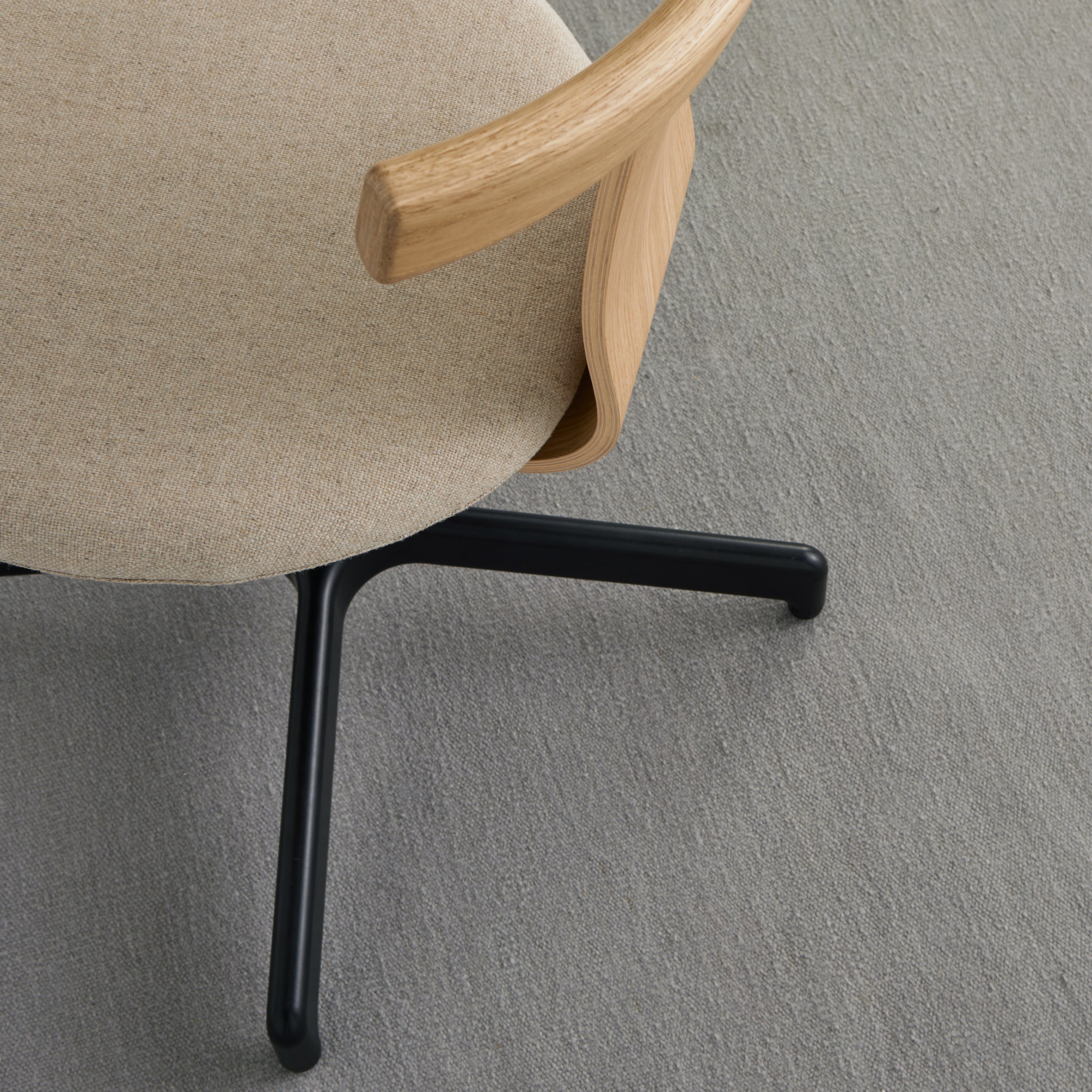 Jiro Swivel Chair