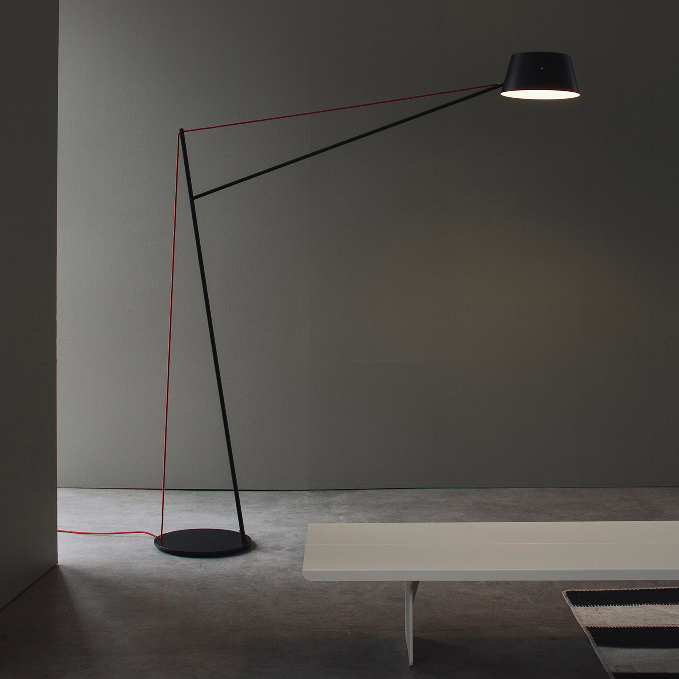 Spar Floor Lamp