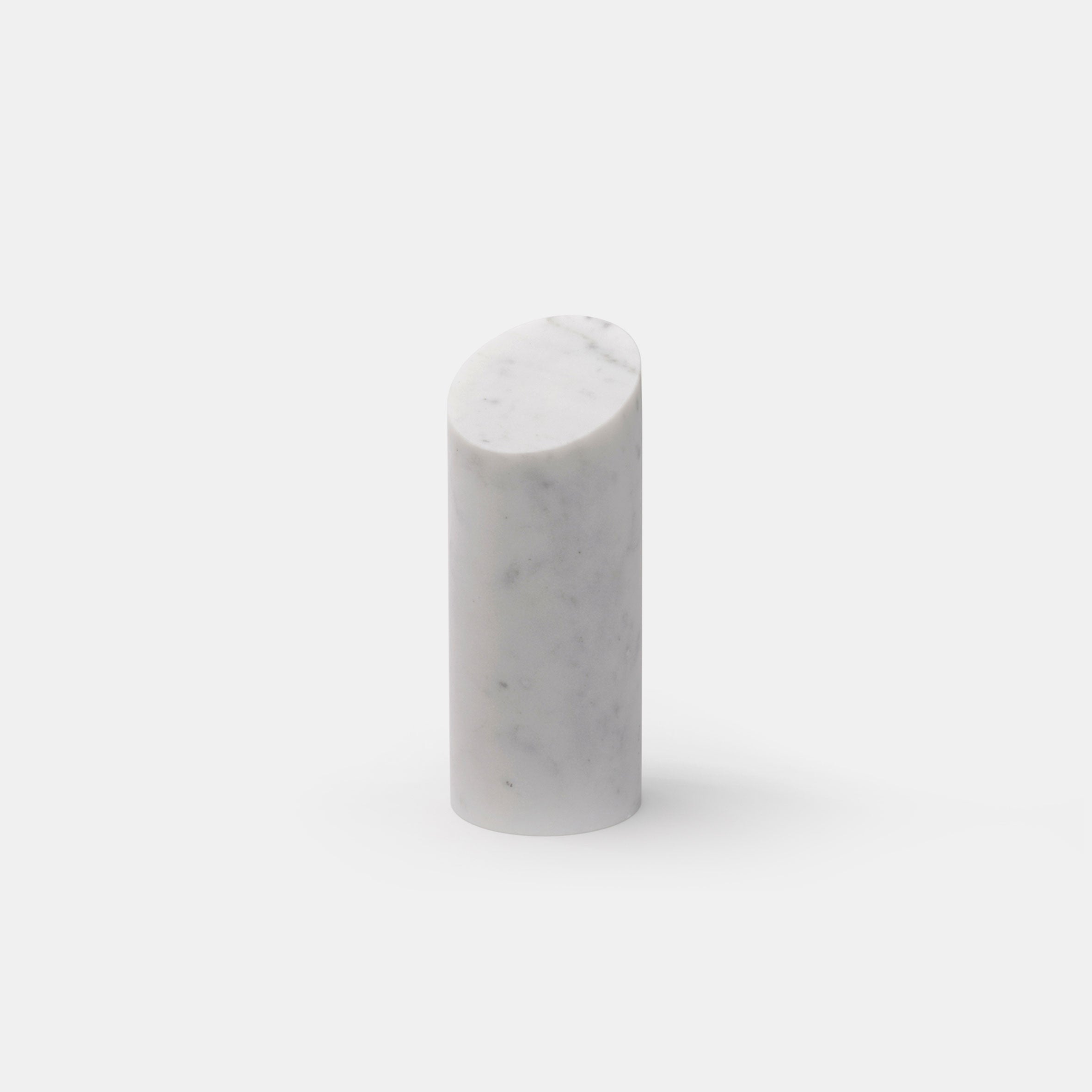Kilos Bookend - Cylinder - Monologue London