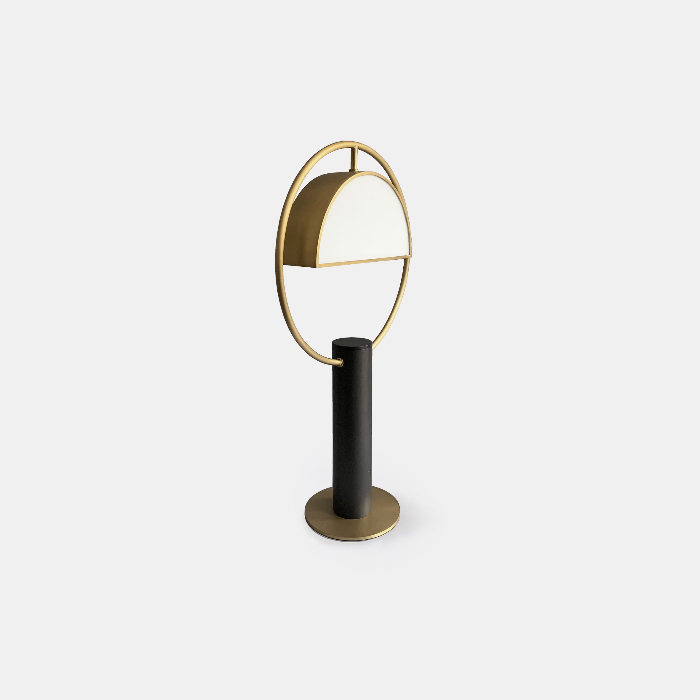 Half in Circle Table Lamp