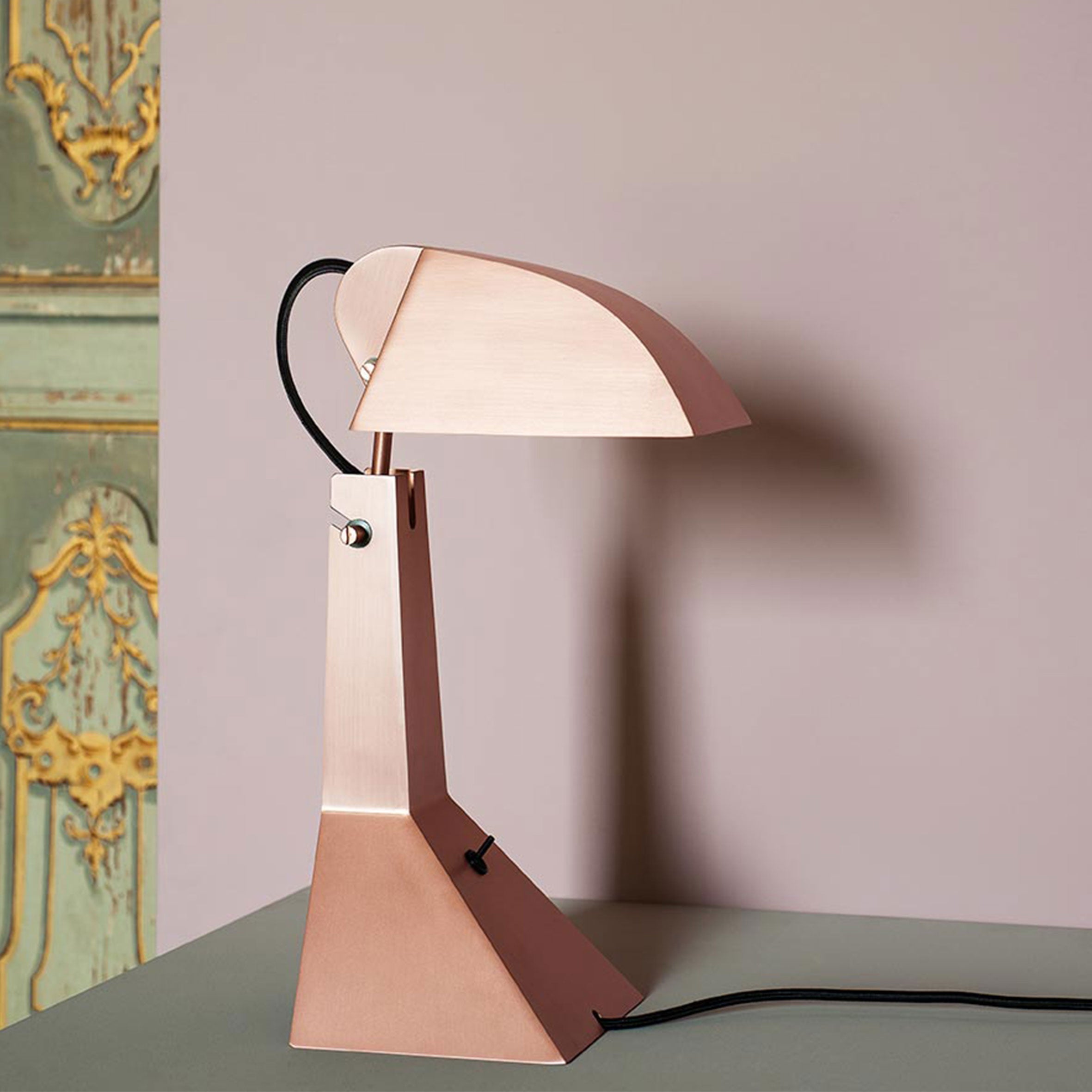 E63 Table Lamp - Monologue London