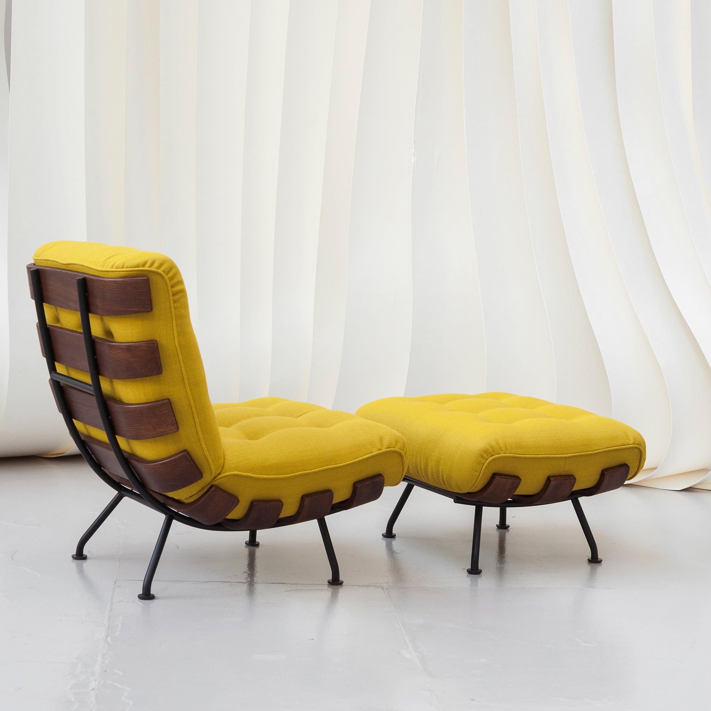 Costela Armchair - Monologue London