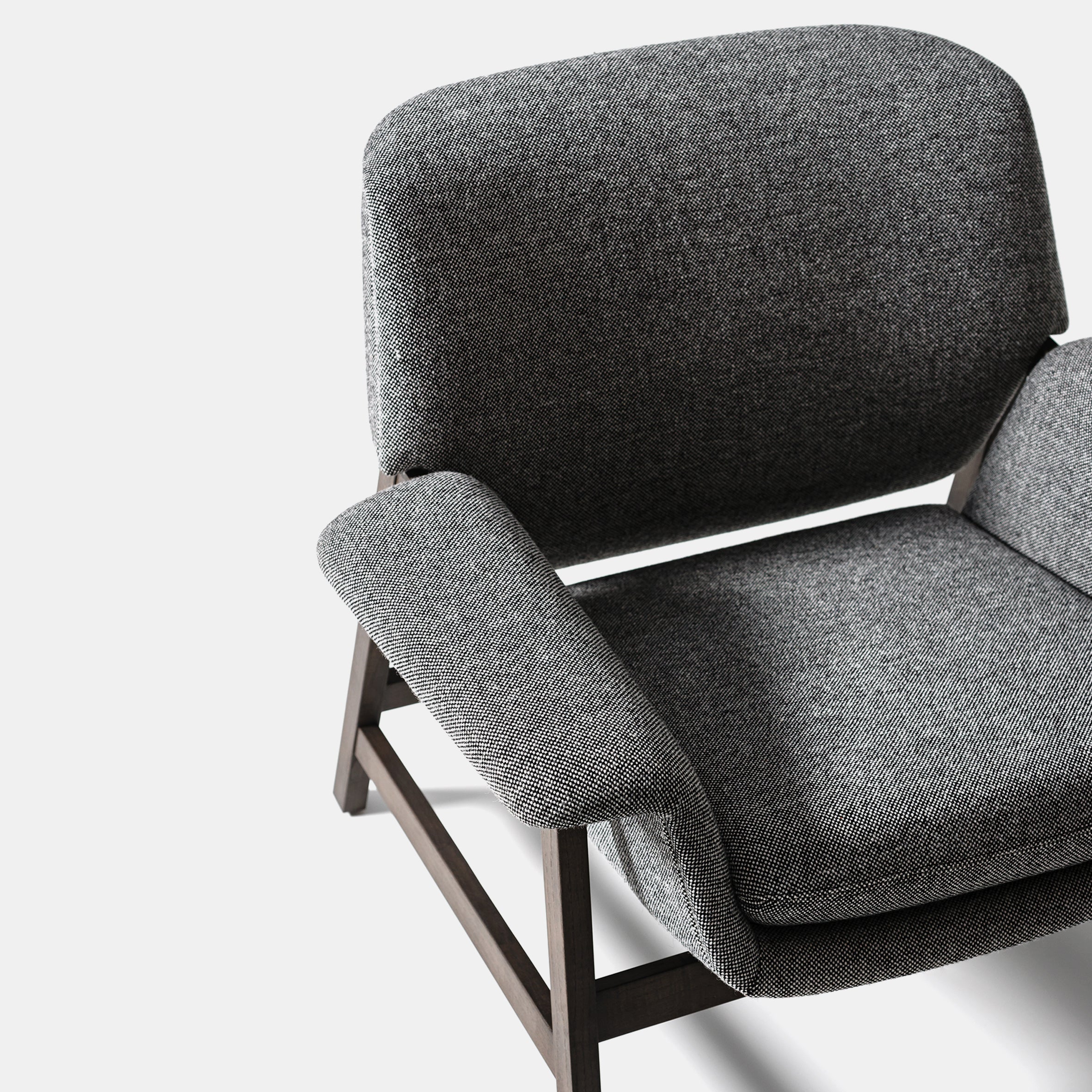 Agnese Lounge Chair