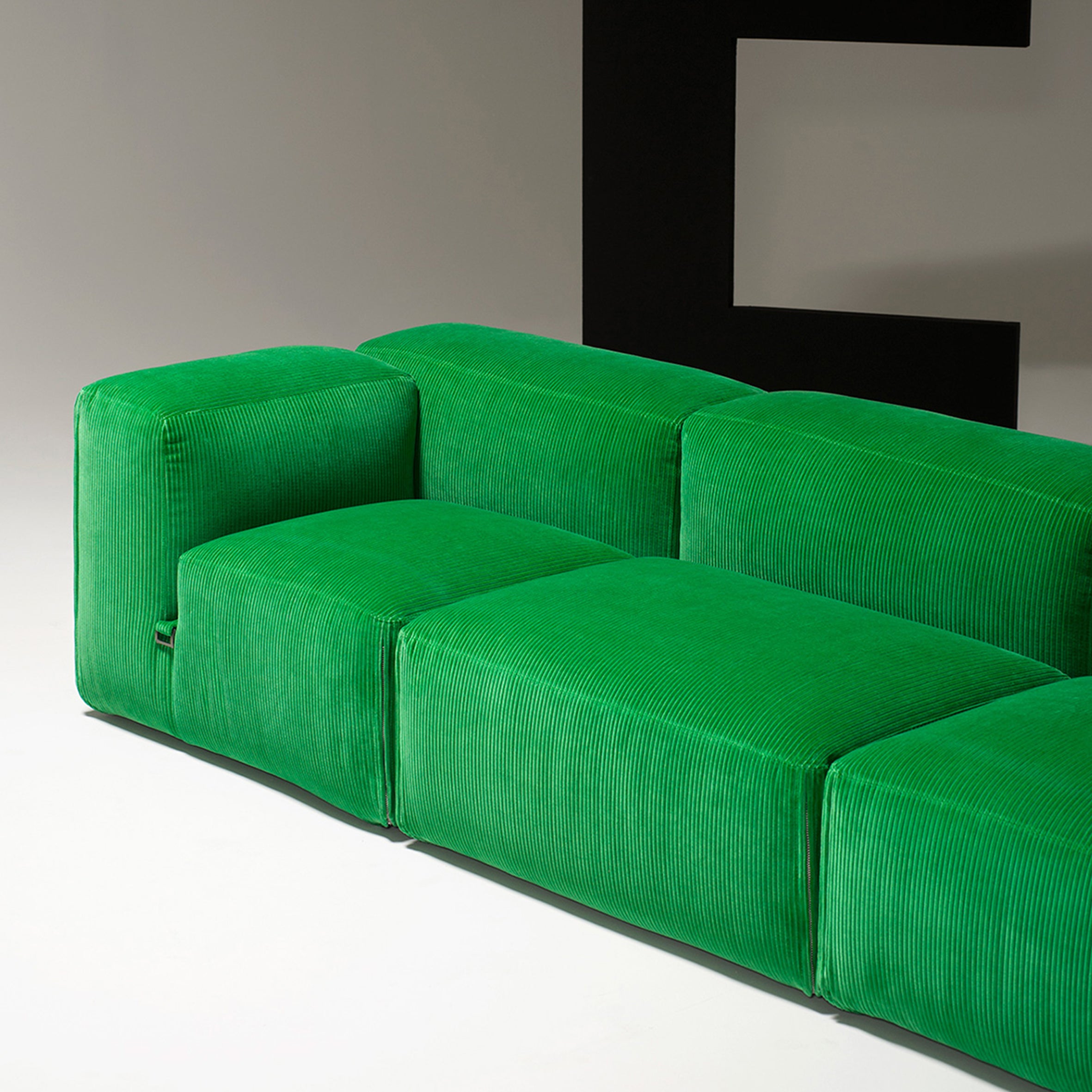 Le Mura Sofa