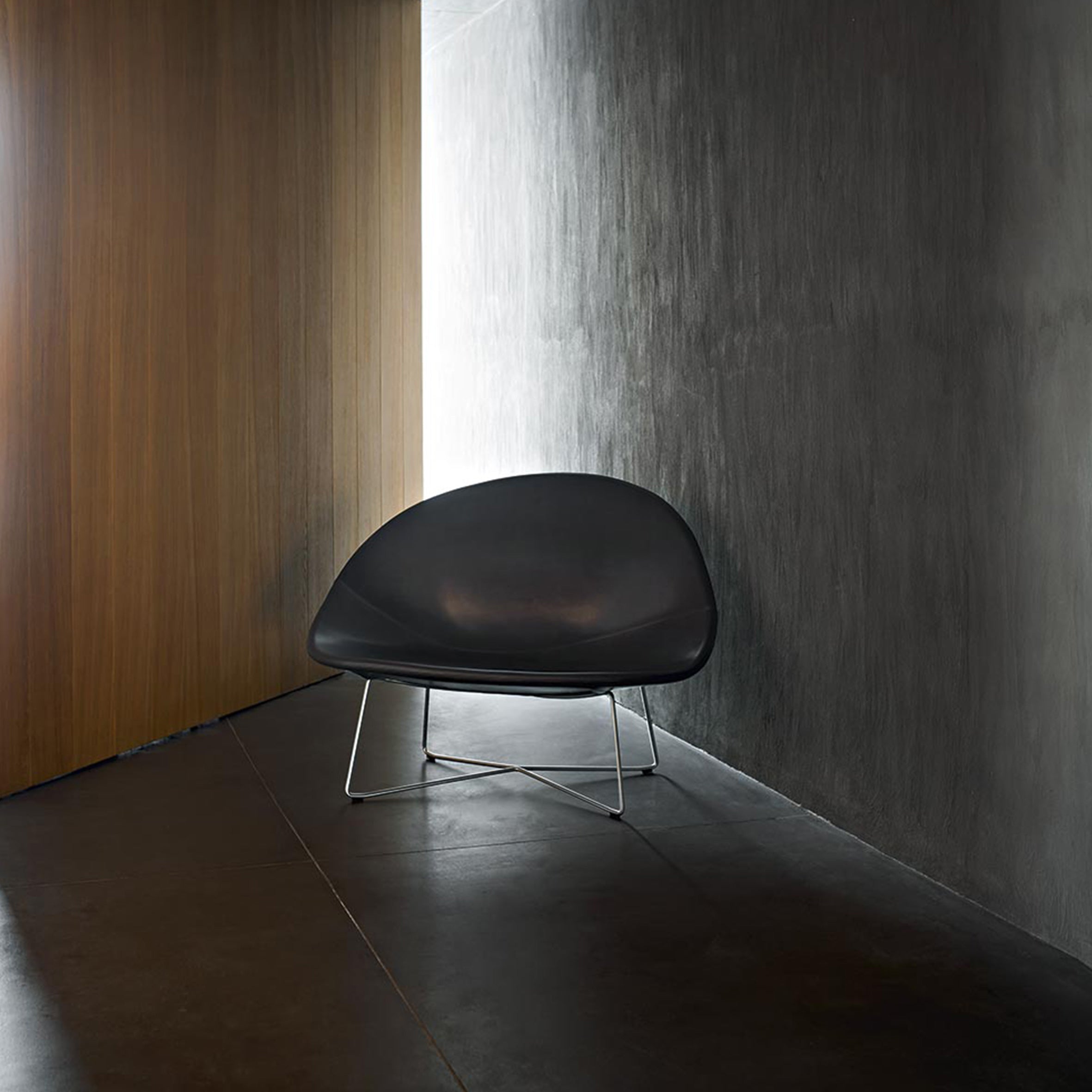 Isola Armchair - Monologue London